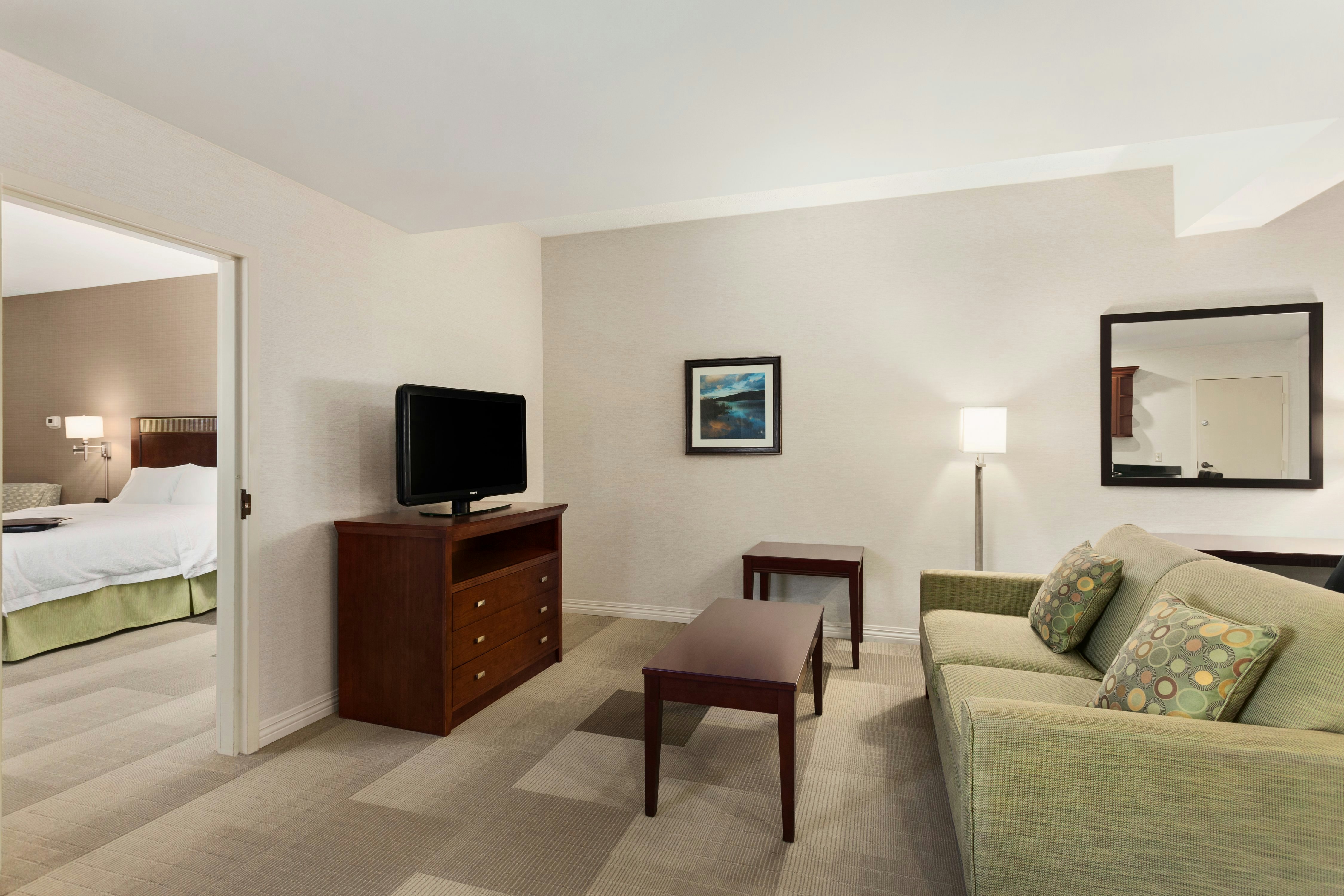 KING SUITE NONSMOKING