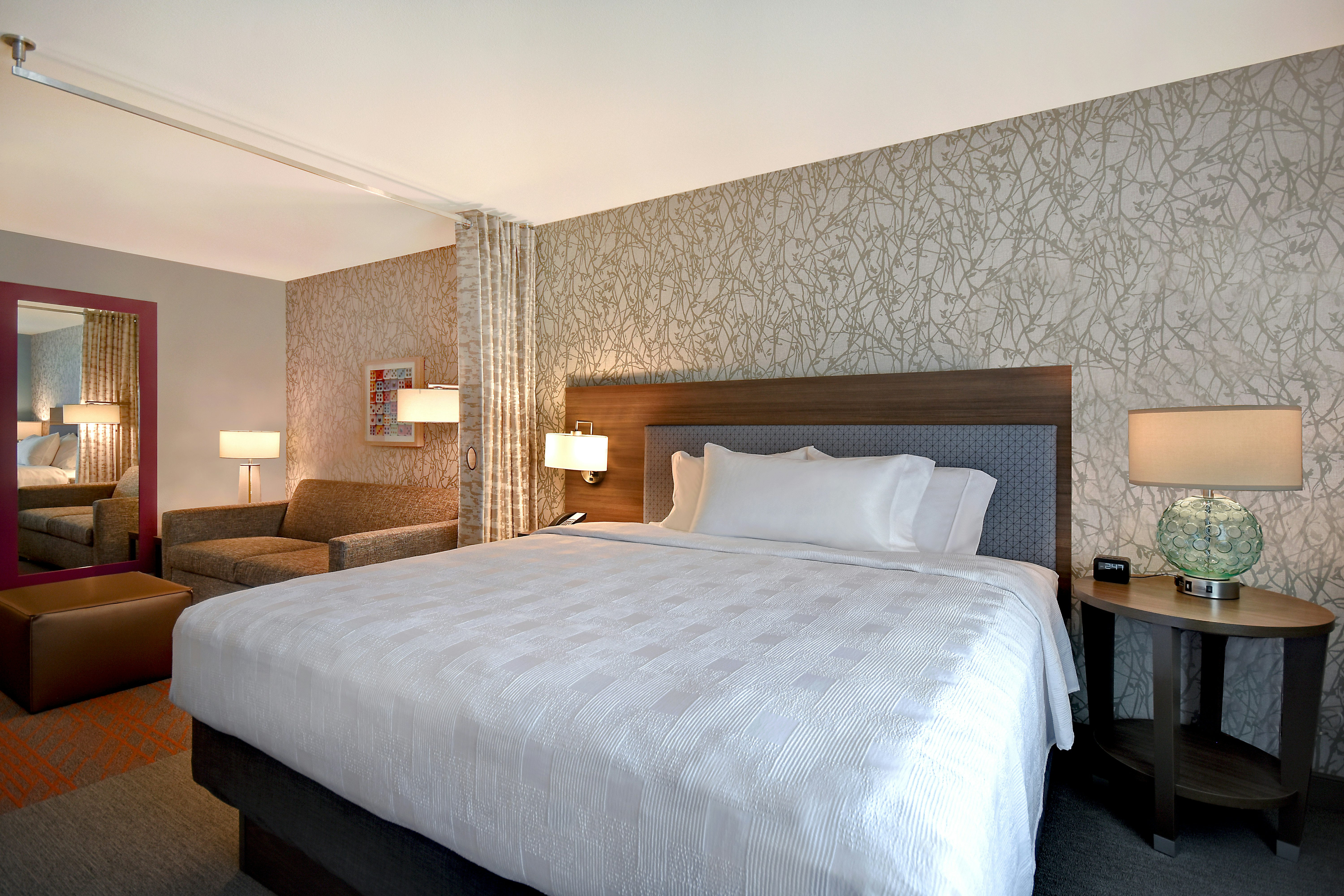 Home2 Suites by Hilton Las Vegas Convention Center