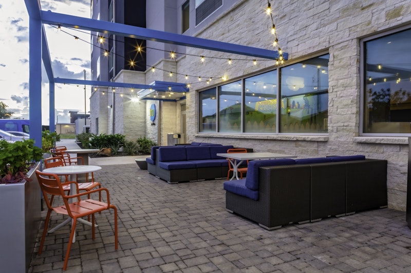 Tru by Hilton Cypress Houston