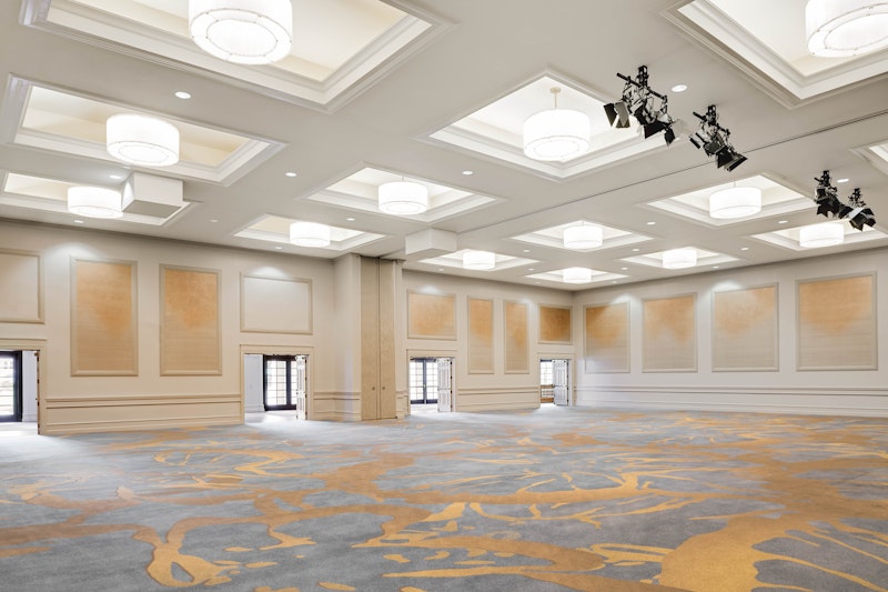 Hayes Mansion San Jose, Curio Collection by Hilton
