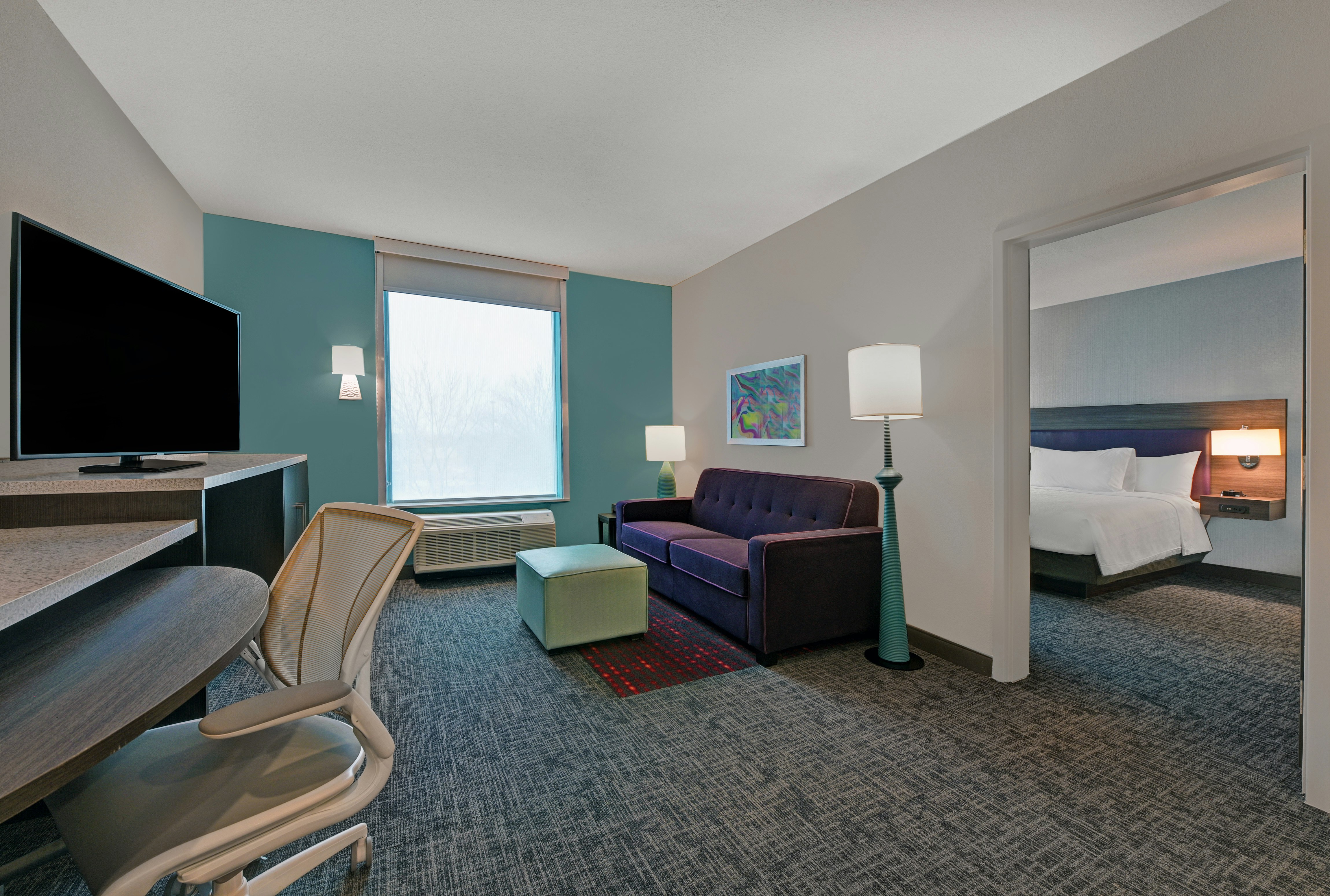 1 KING 1BDRM SUITE NS