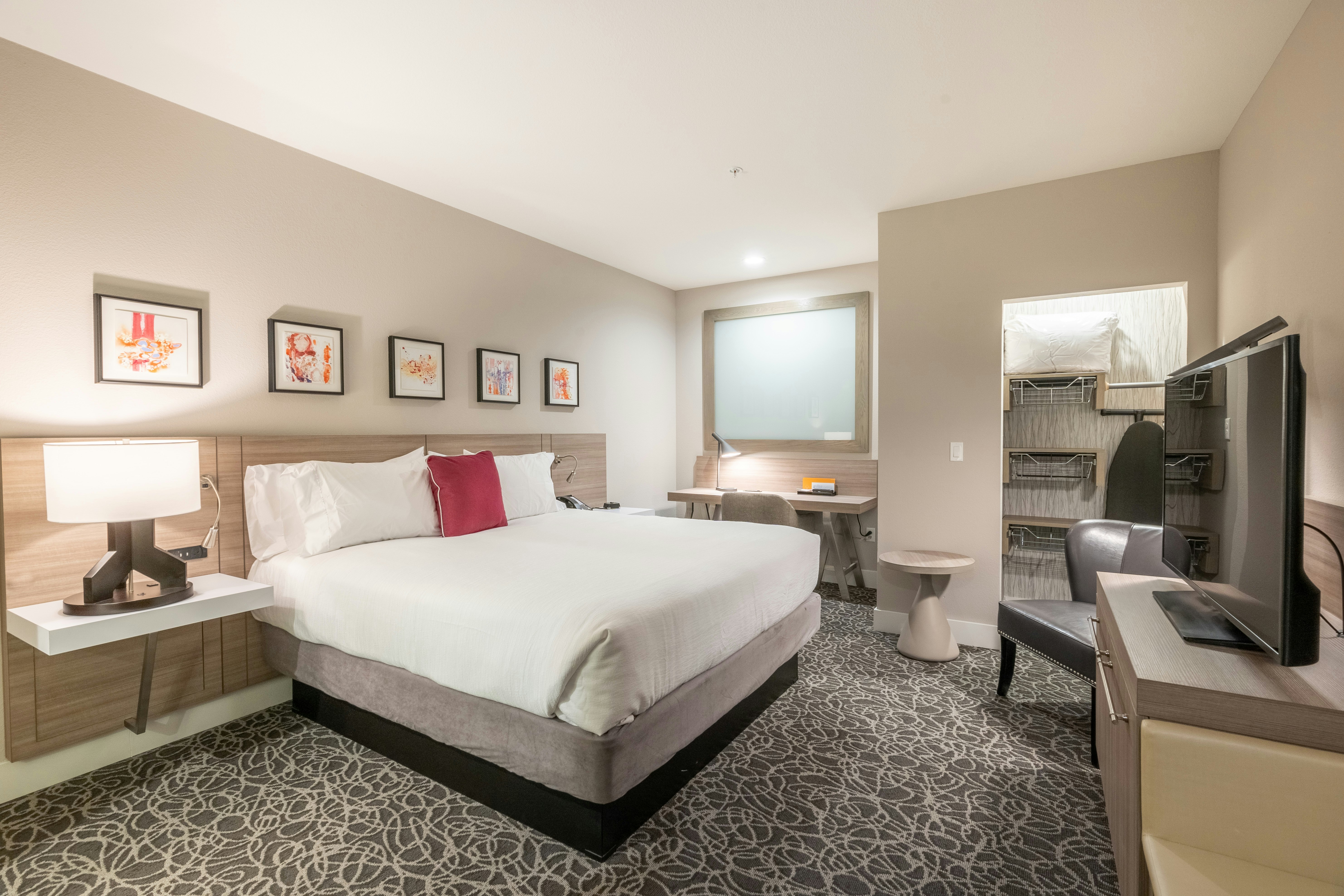 Hilton Garden Inn Wichita Downtown