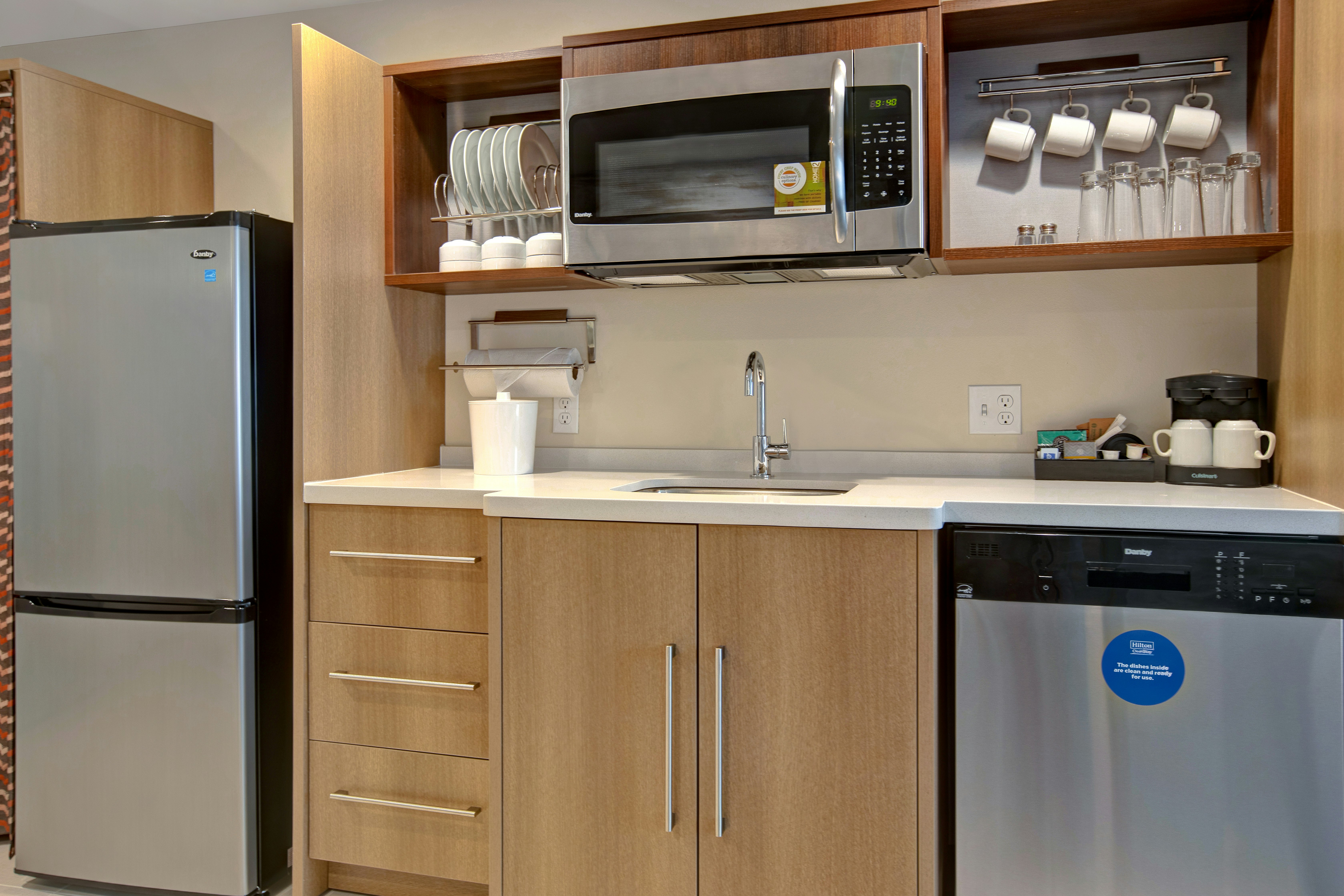 1 KING 1BDRM SUITE NONSMOK
