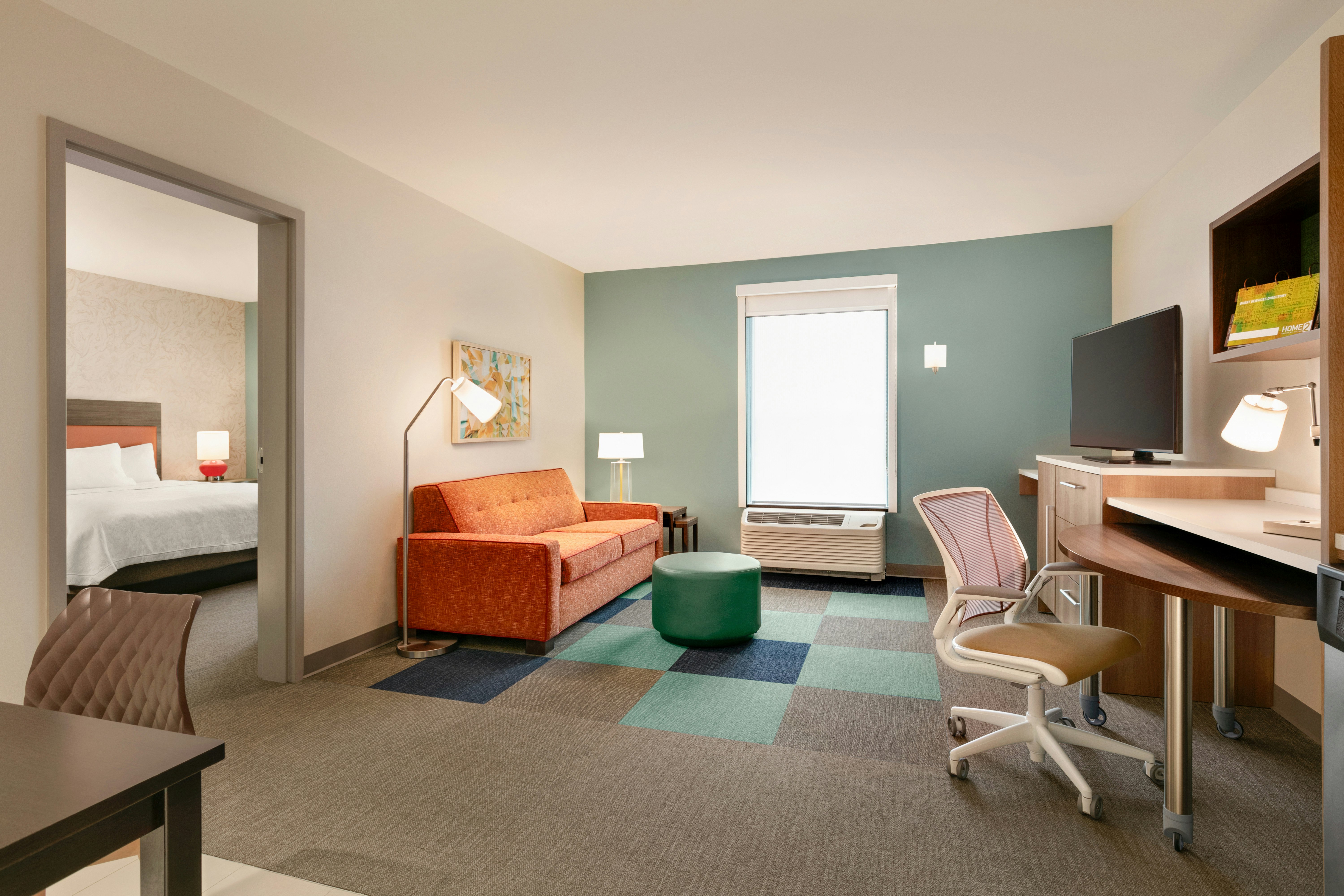 1 KING 1BDRM SUITE NONSMOK