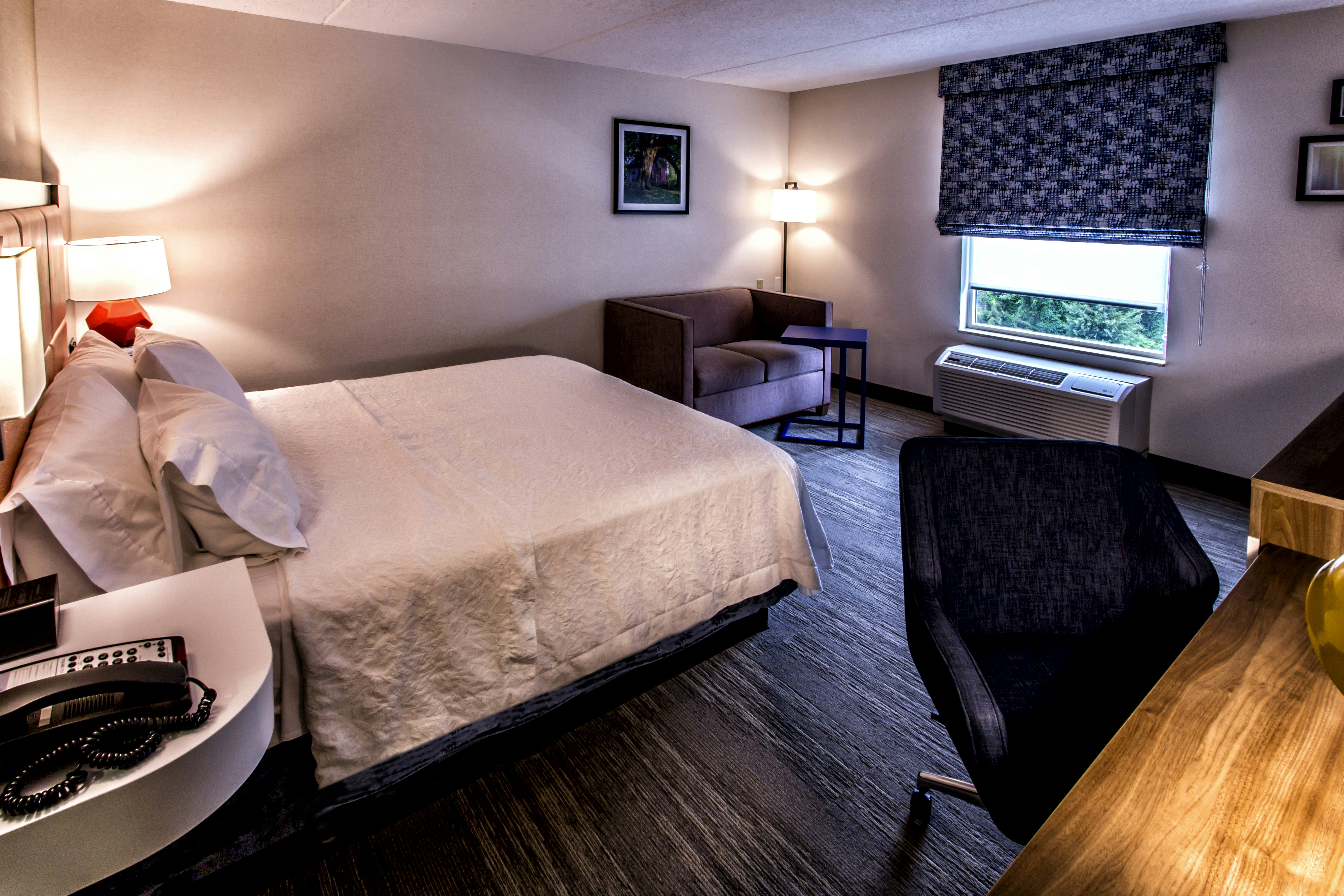 Hampton Inn & Suites Staten Island