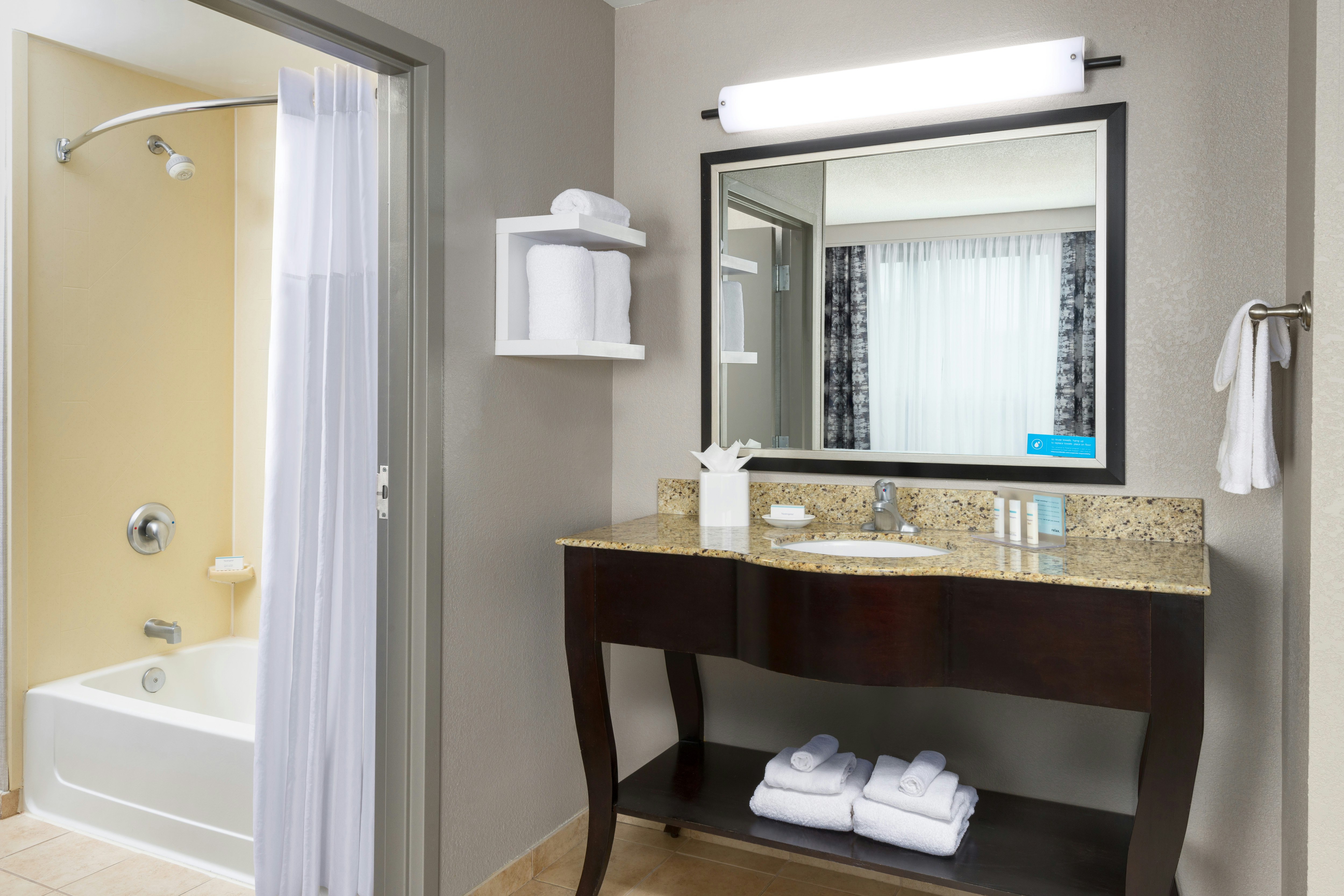 Hampton Inn & Suites National Harbor/Alexandria Area
