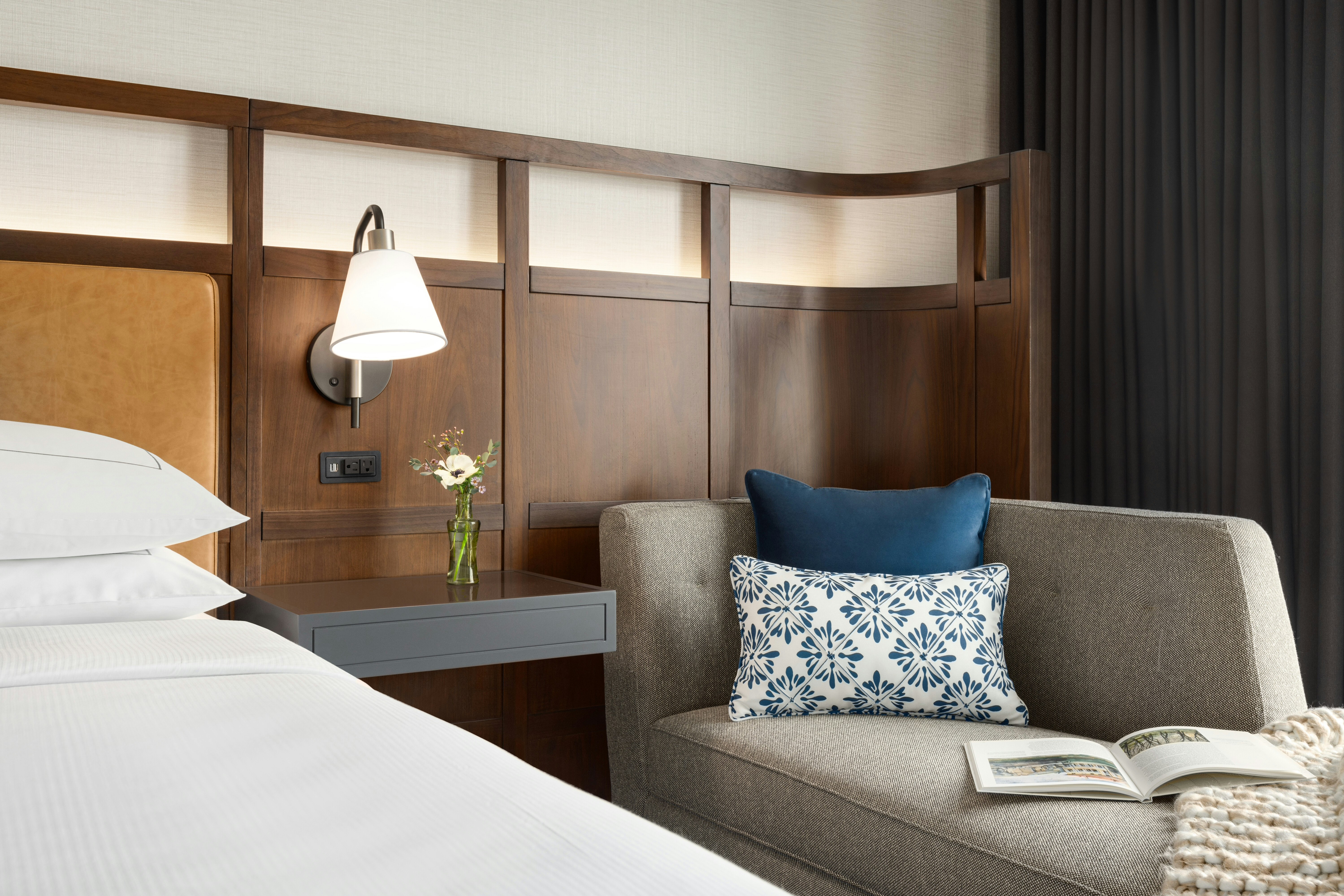 Valley Hotel Homewood Birmingham, Curio Collection by Hilton