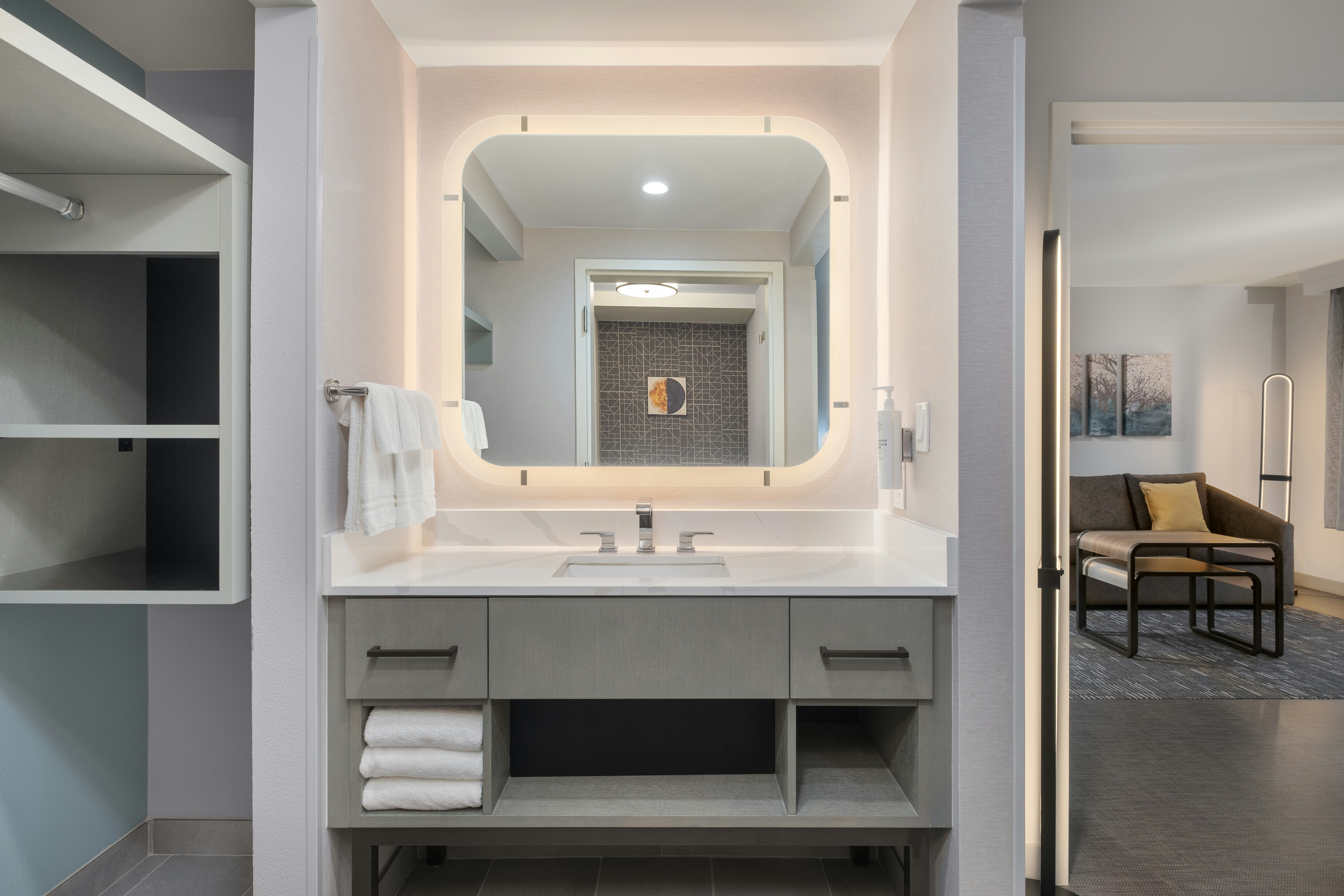 Homewood Suites by Hilton Fresno