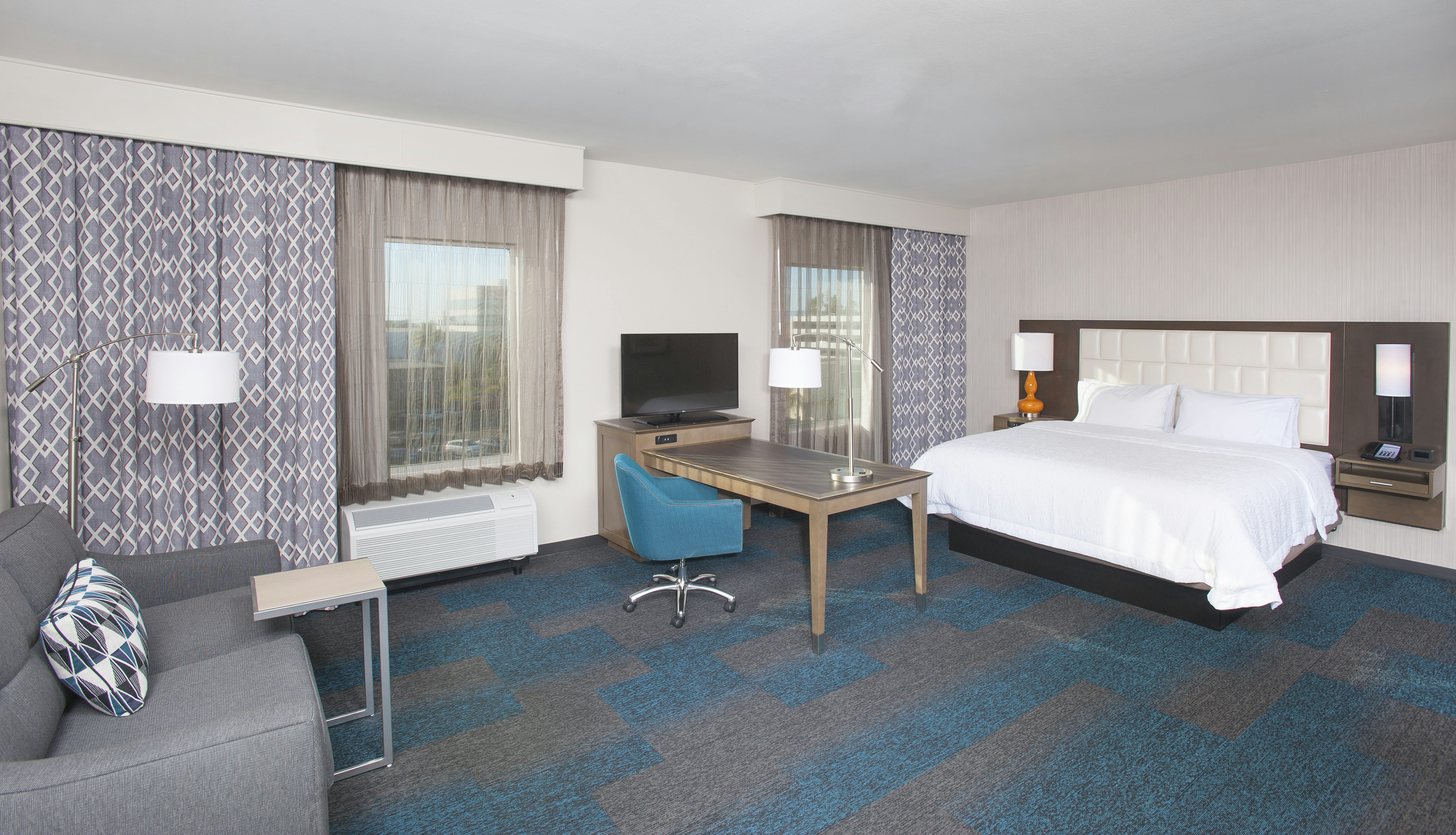 Hampton Inn & Suites LAX/El Segundo