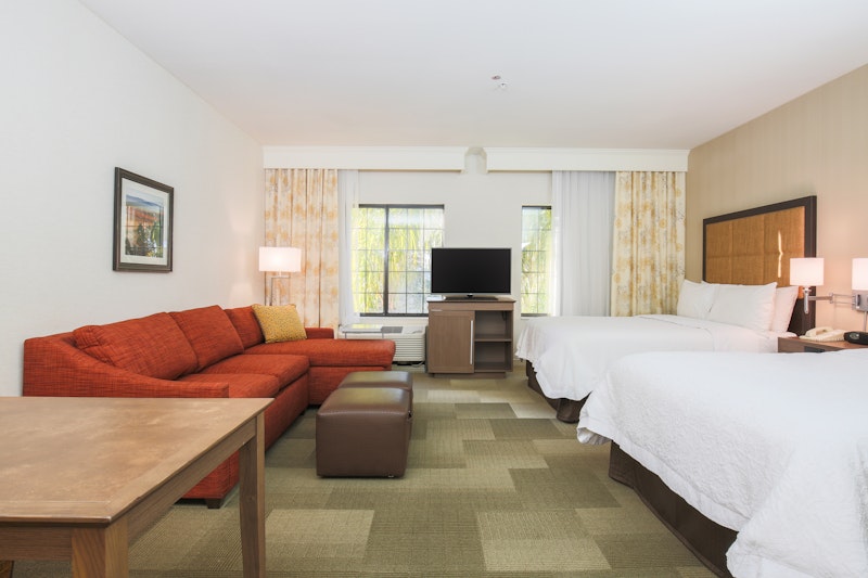 Hampton Inn & Suites Camarillo