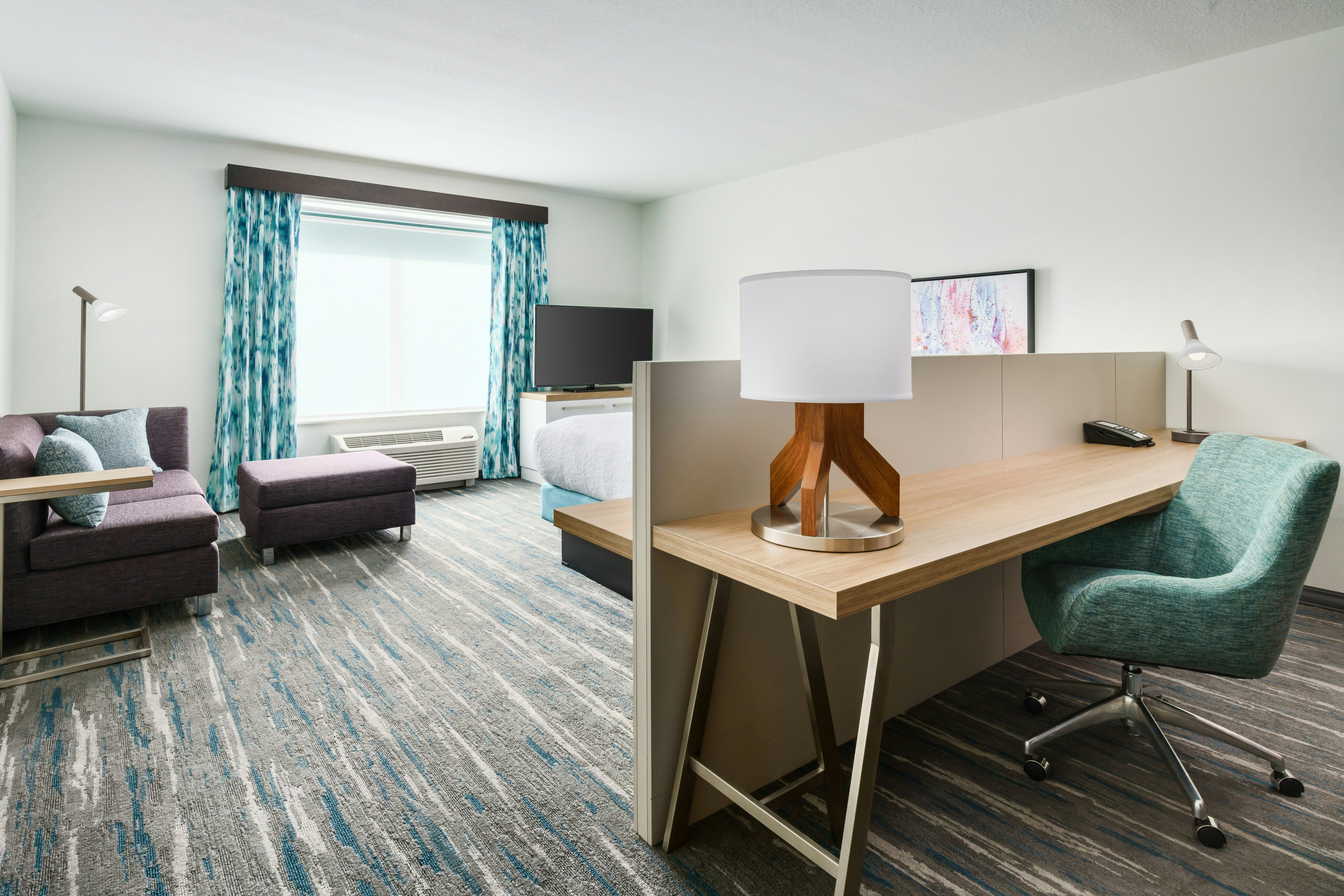 1 KING BED DELUXE