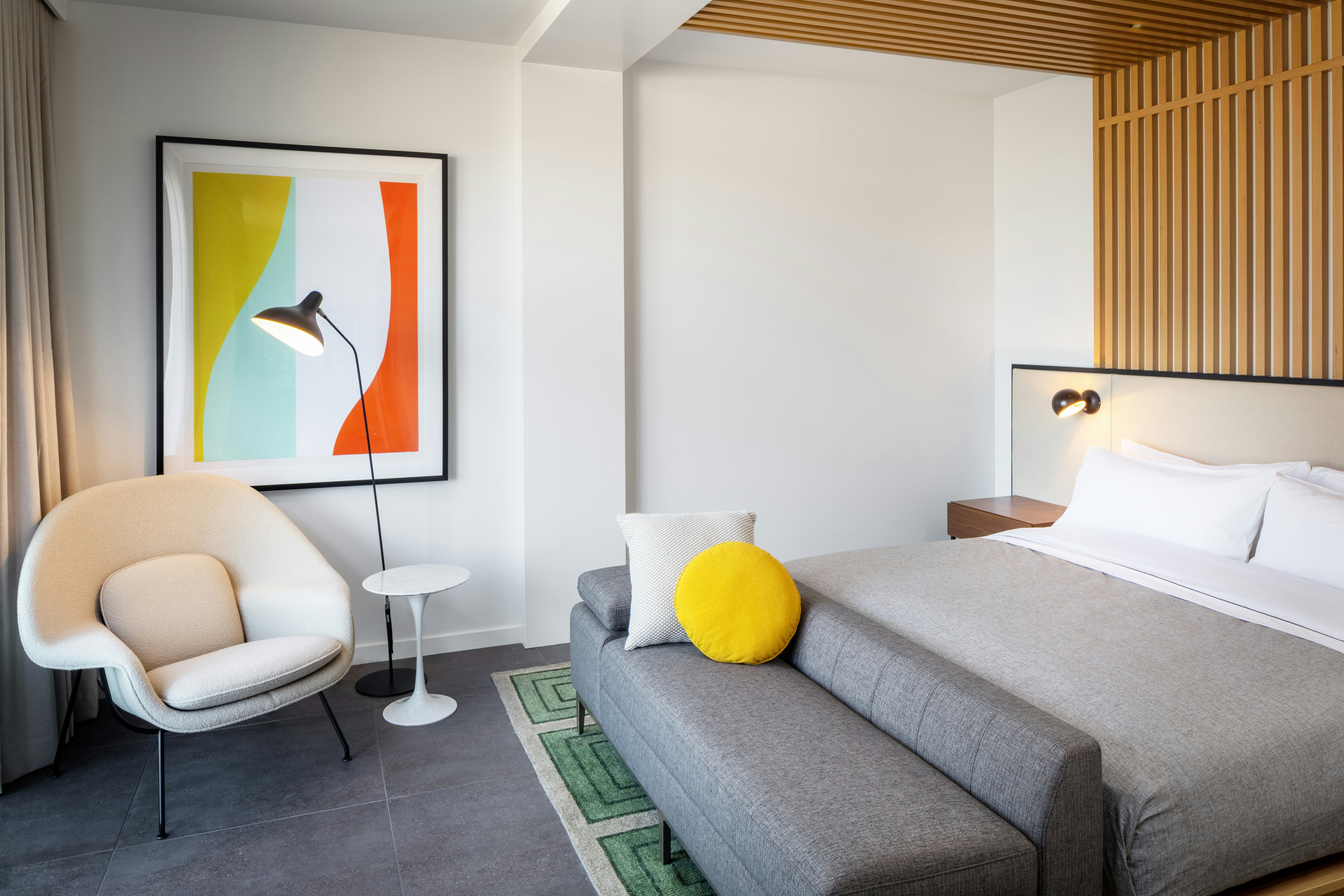 1 KING STUDIO SUITE