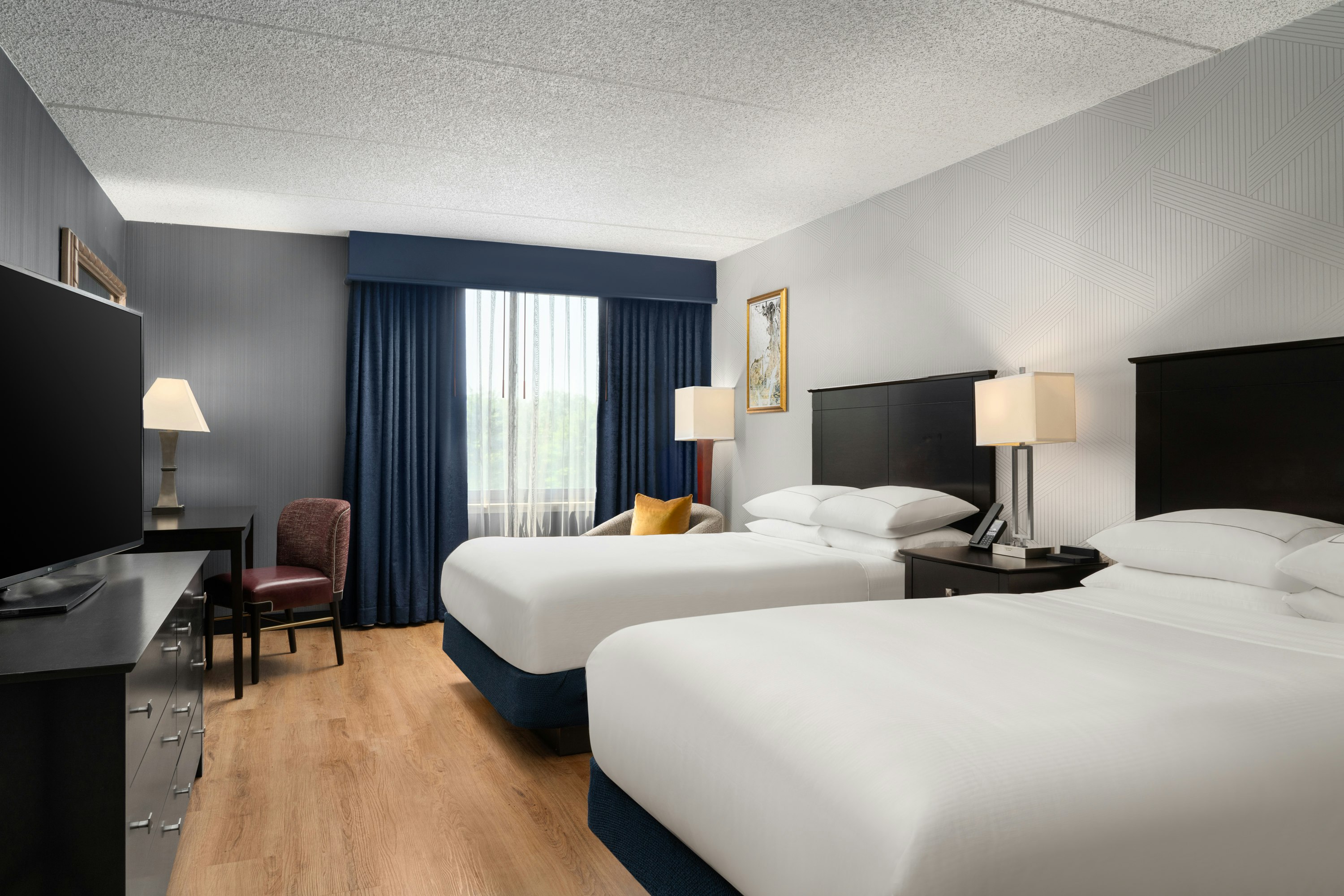 2 DOUBLE BEDS NONSMOKING