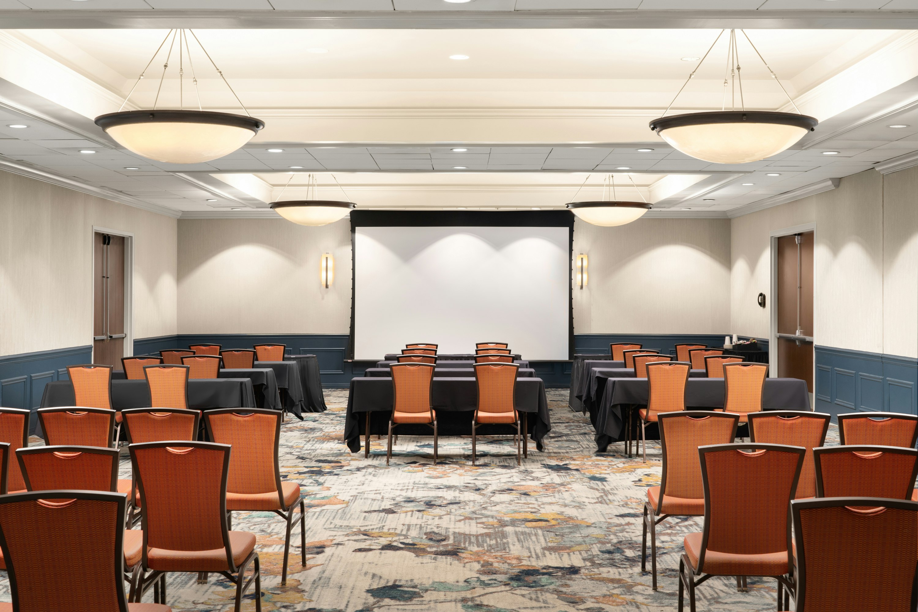 DoubleTree by Hilton Hartford – Bradley Airport