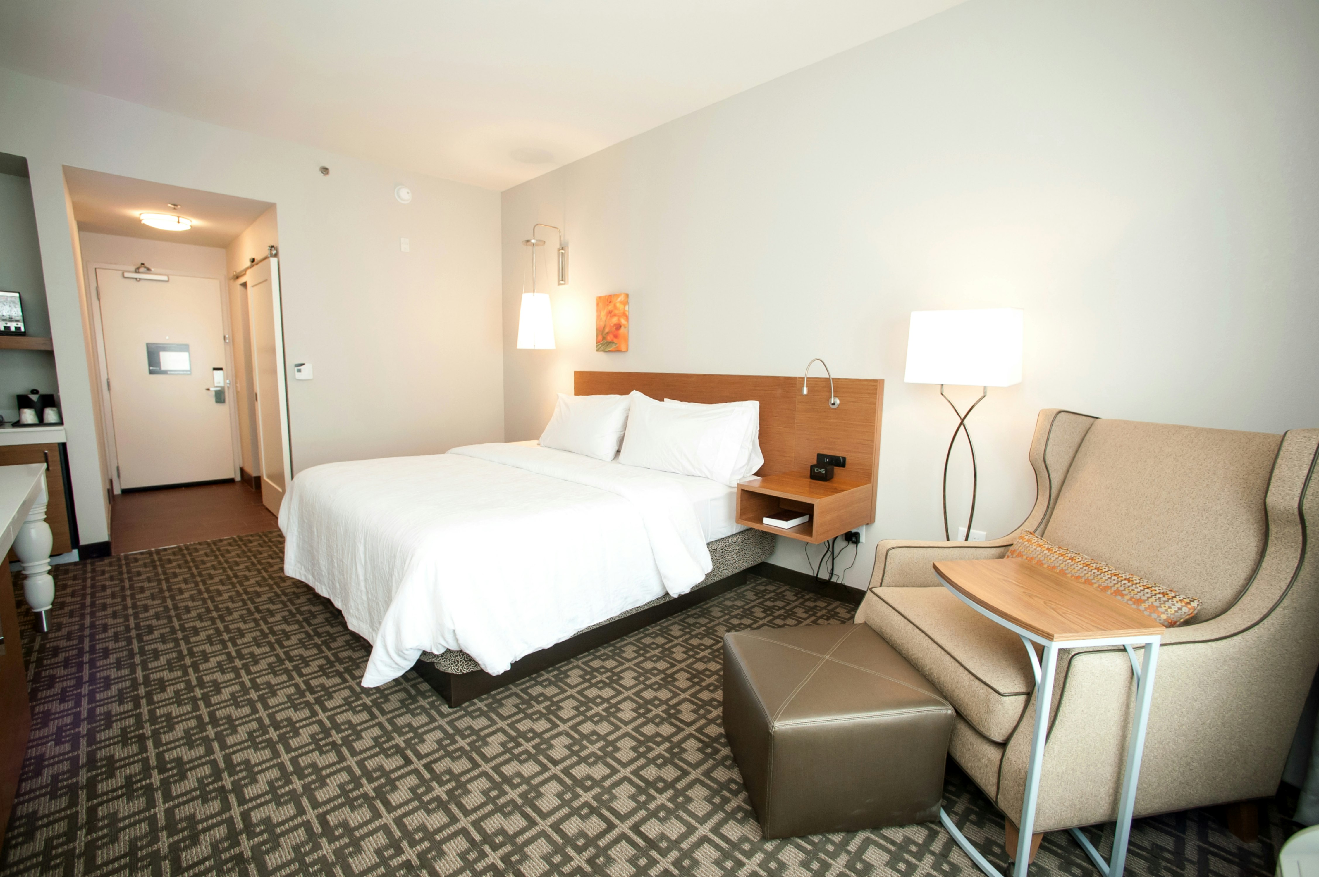 1 KING BED