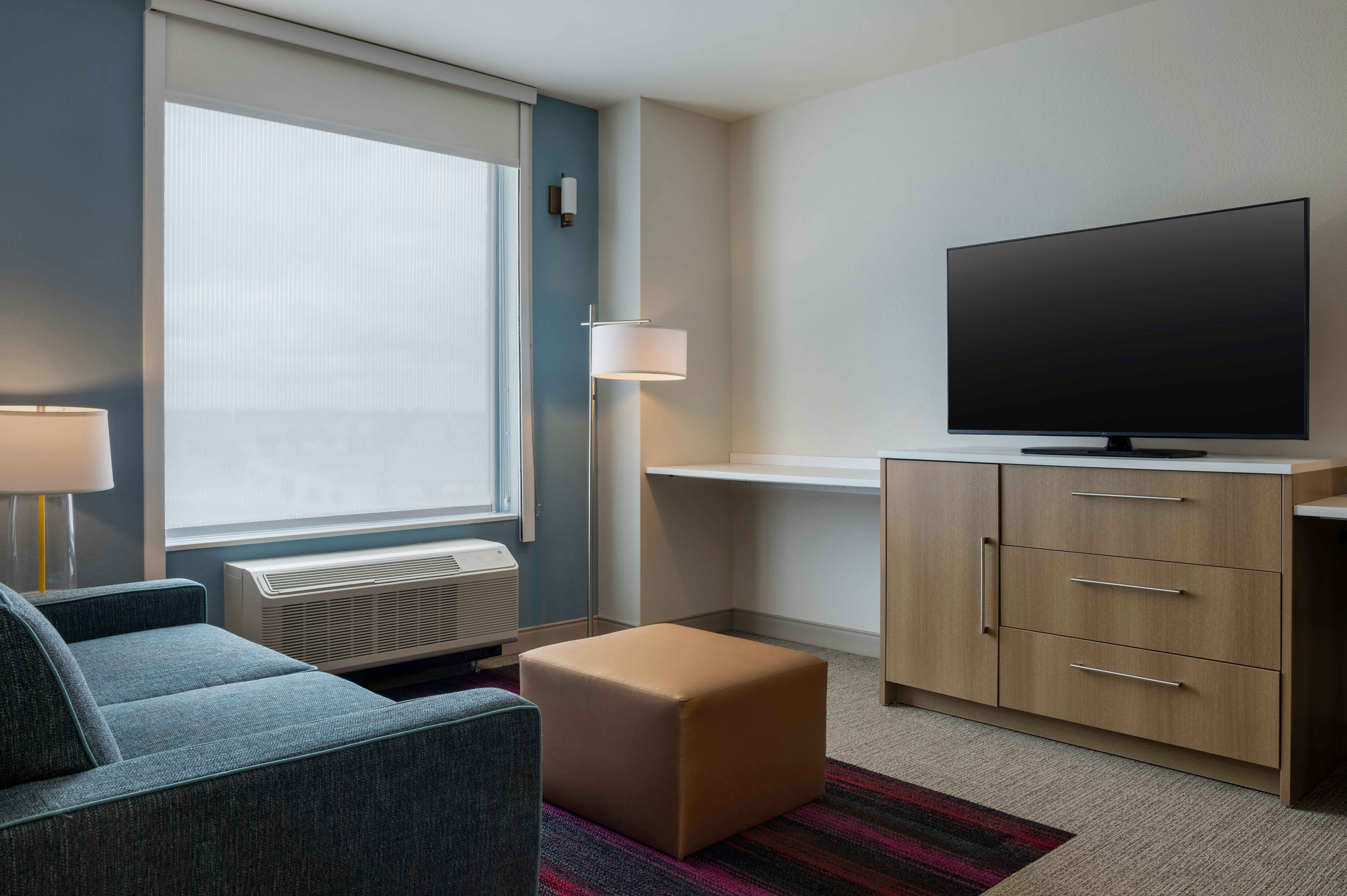 1 KING BED 1 BEDROOM SUITE