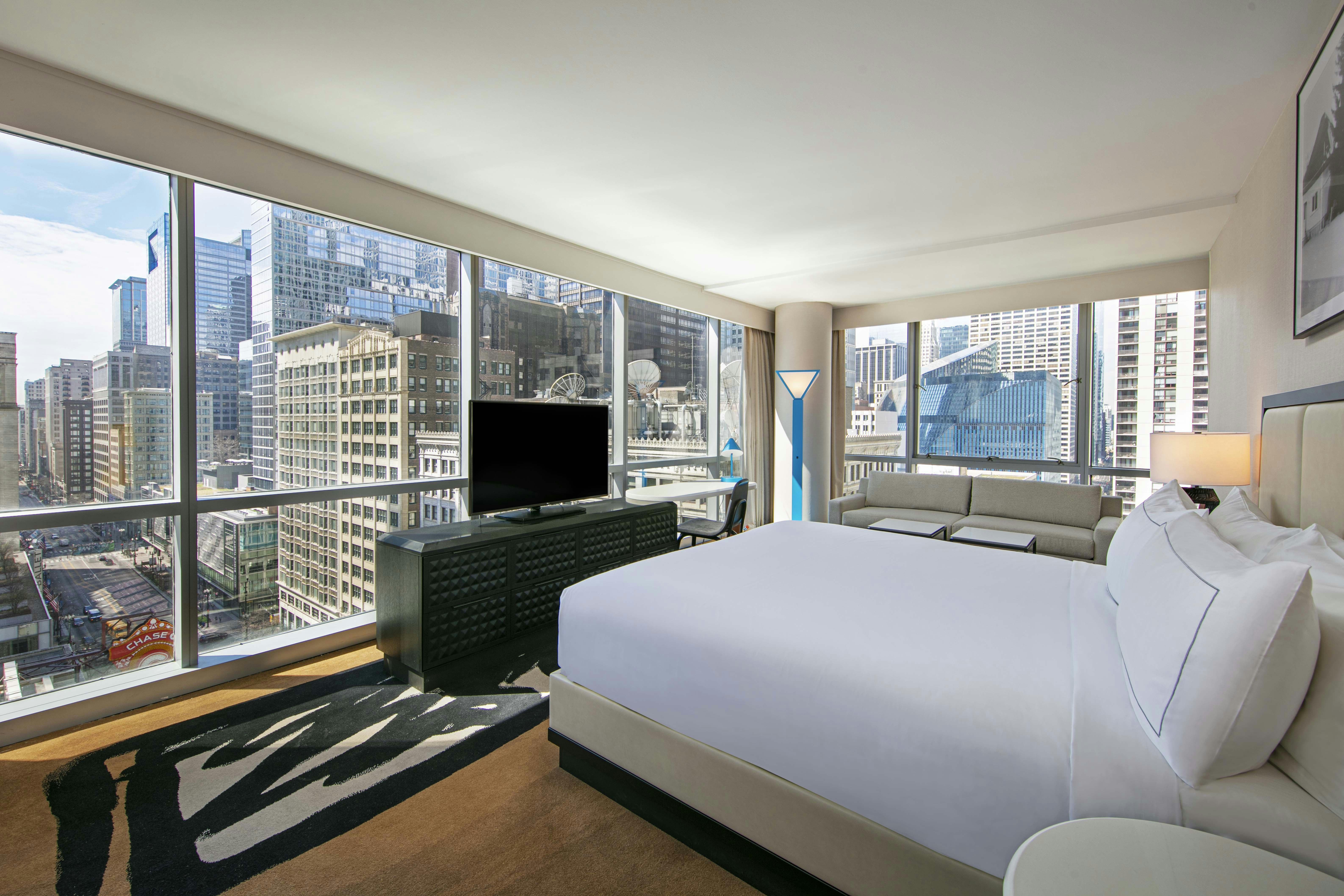 theWit Chicago, a Hilton Hotel