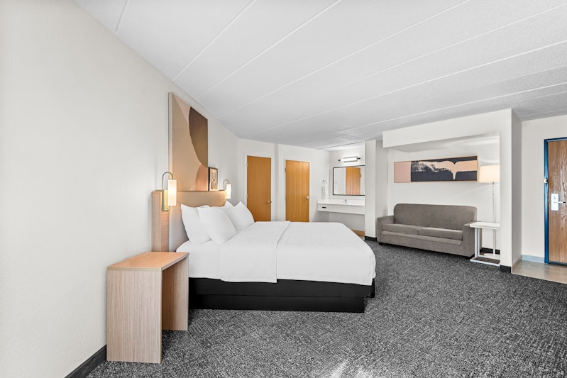 Spark by Hilton Cedar Falls