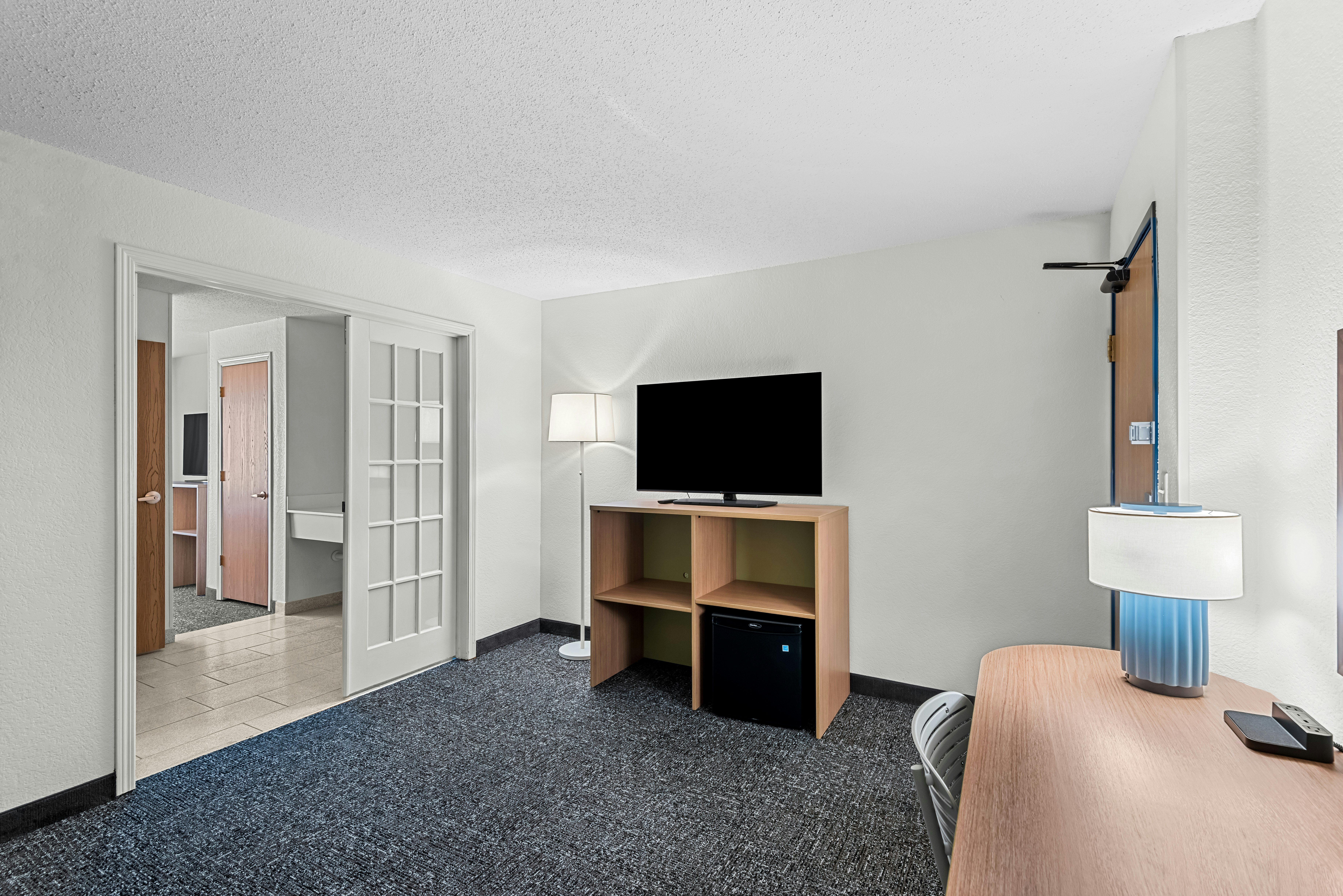 1 KING SUITE
