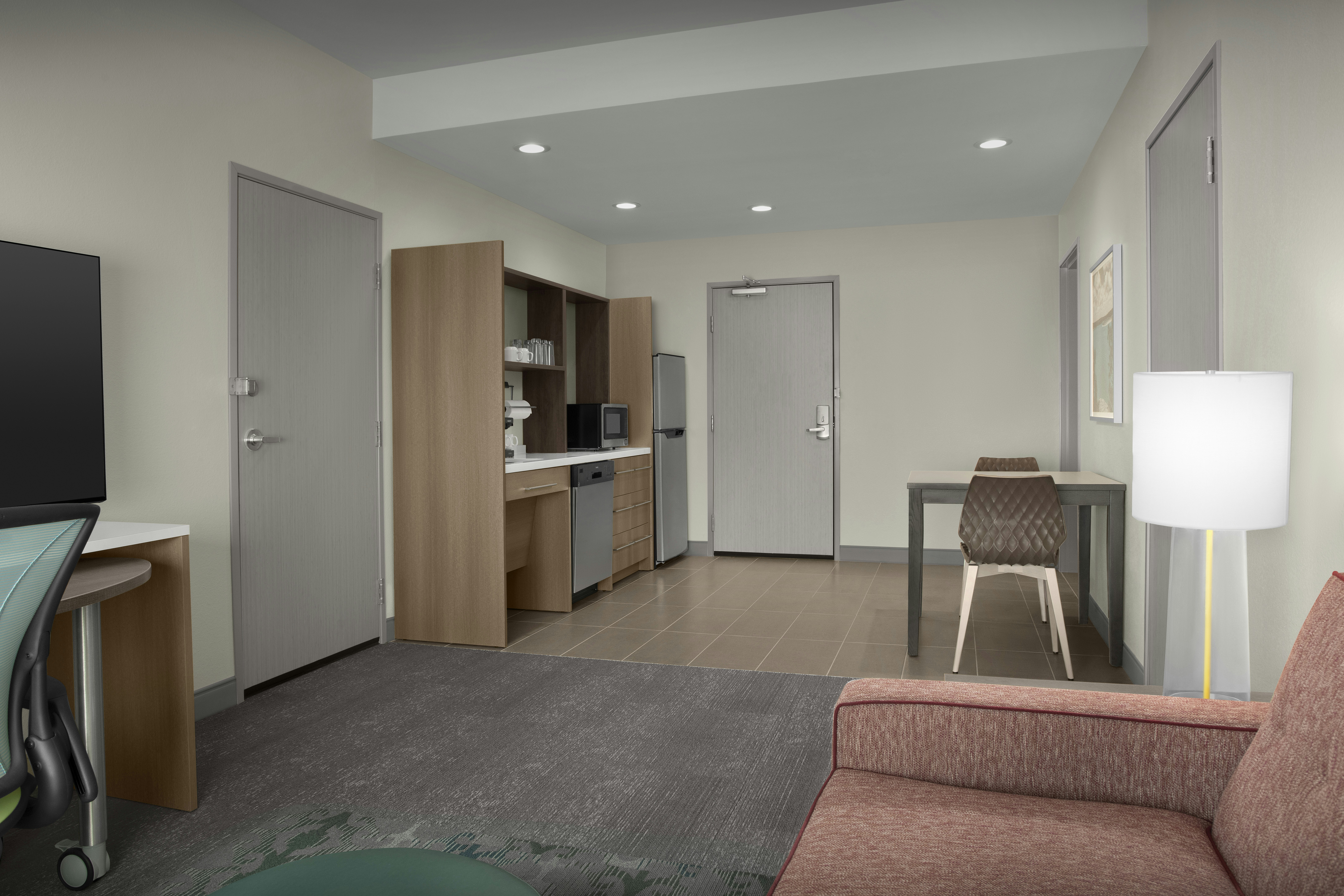 1KING ACC TUB SUITE