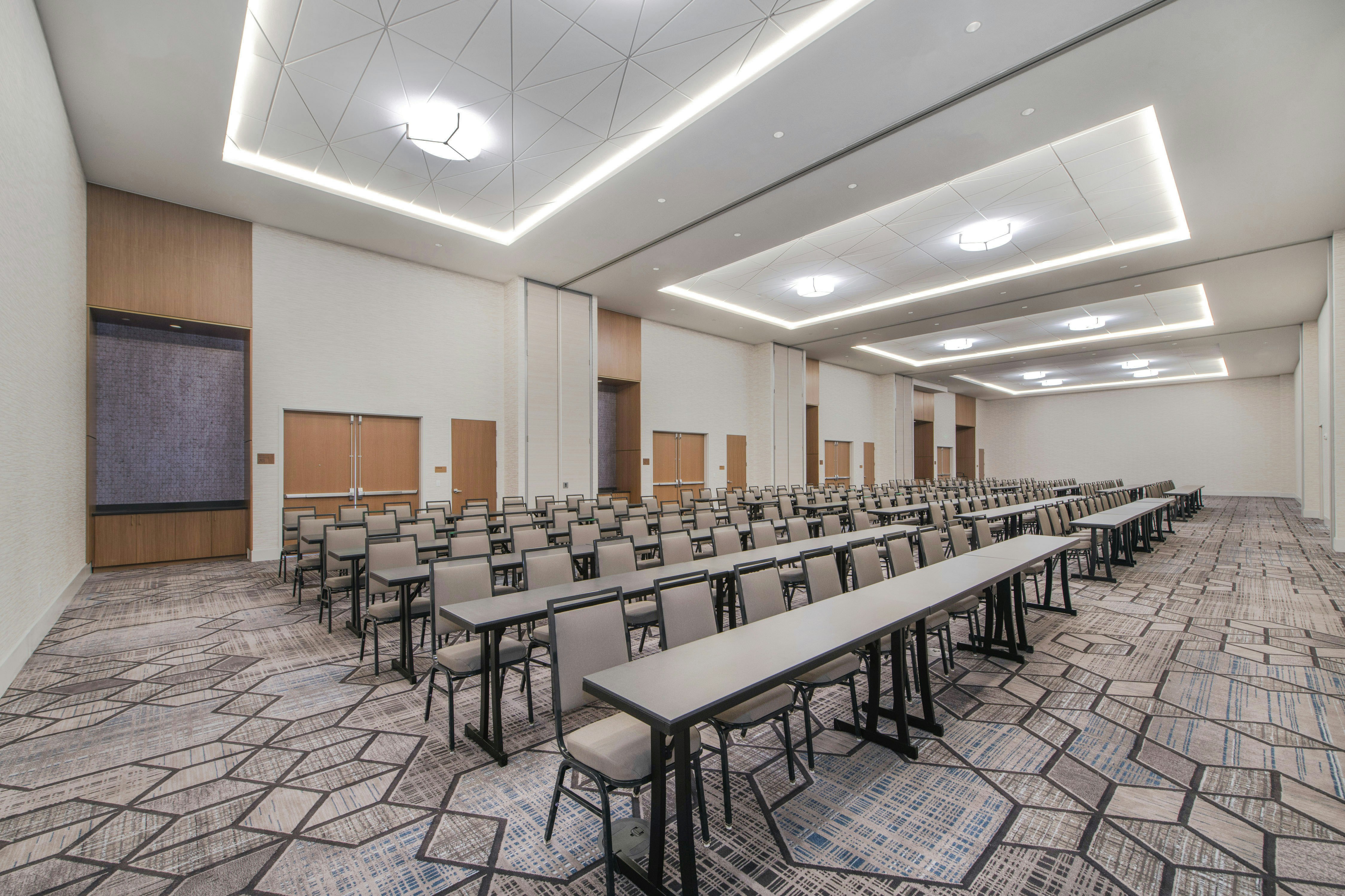 Embassy Suites by Hilton Asheville Downtown