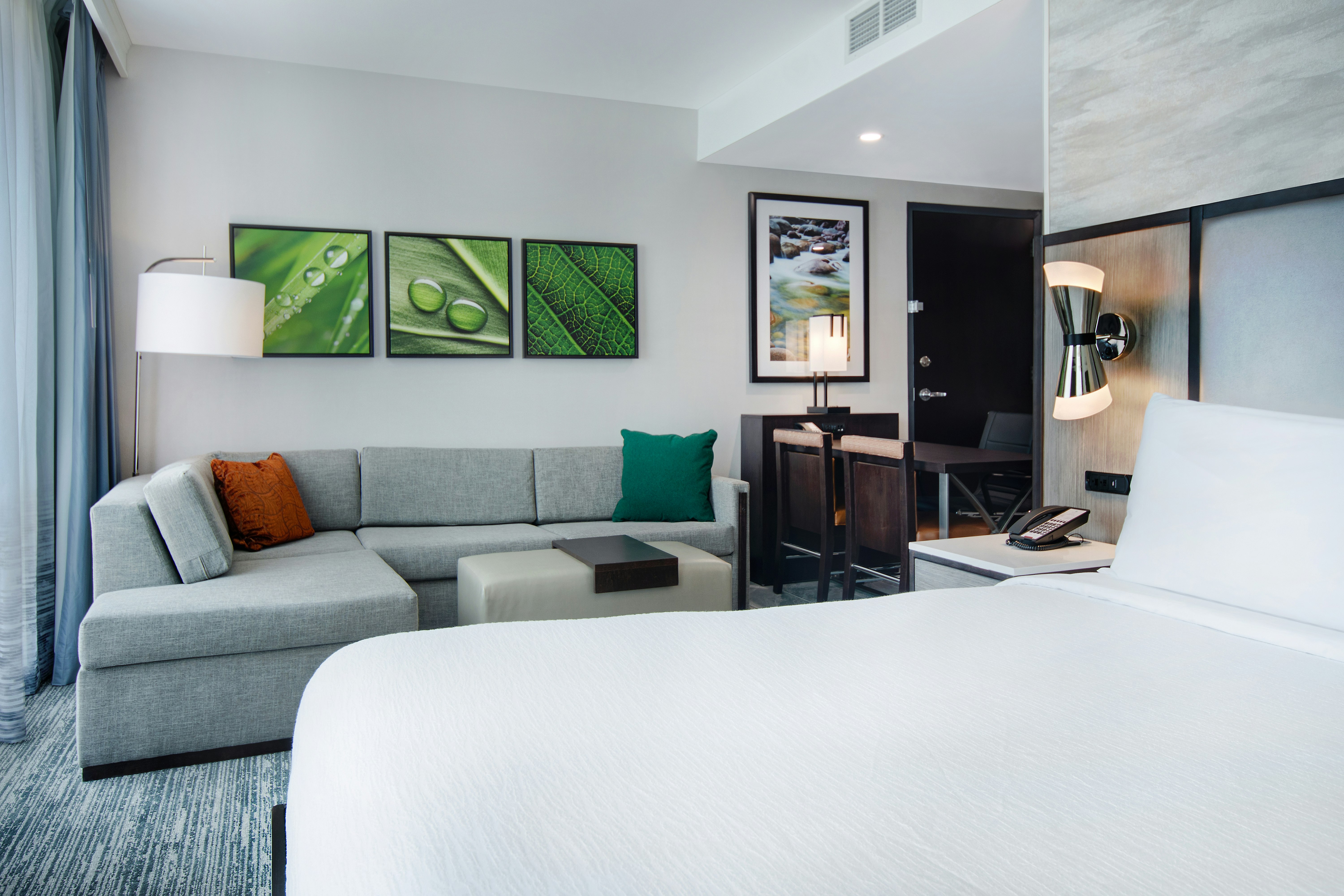 Embassy Suites by Hilton Alpharetta Halcyon