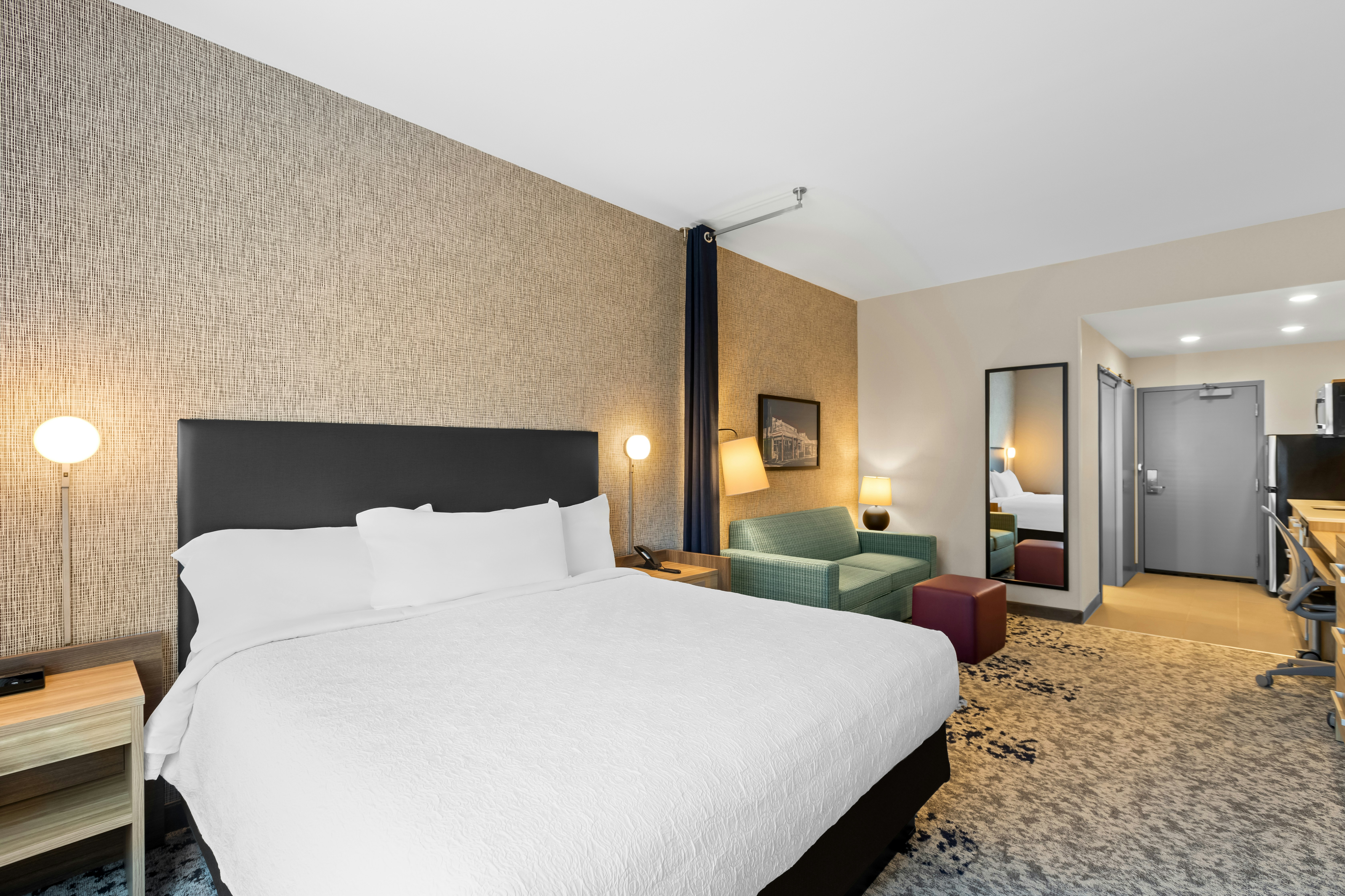 Home2 Suites by Hilton Hendersonville