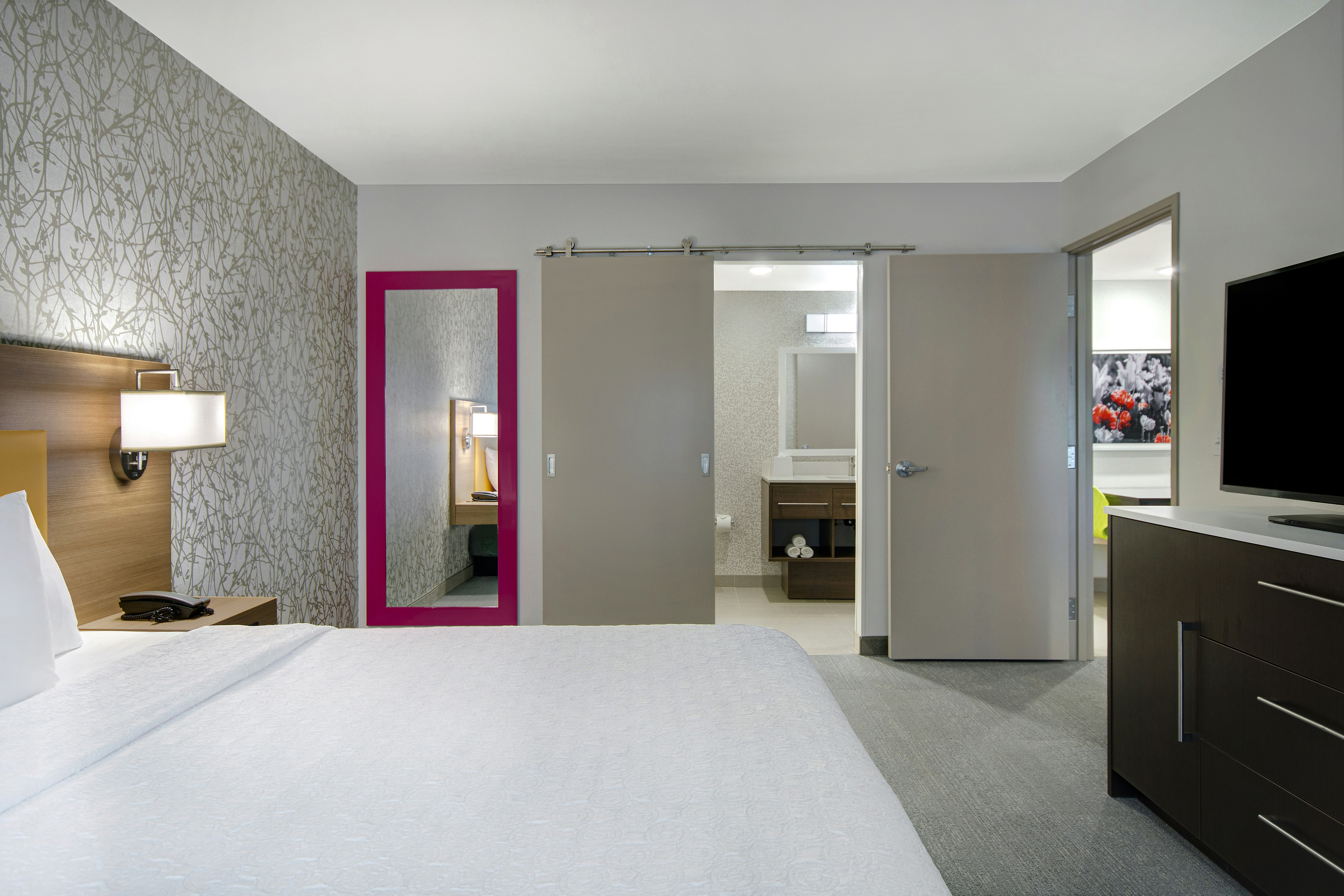 Home2 Suites by Hilton Grand Rapids Airport