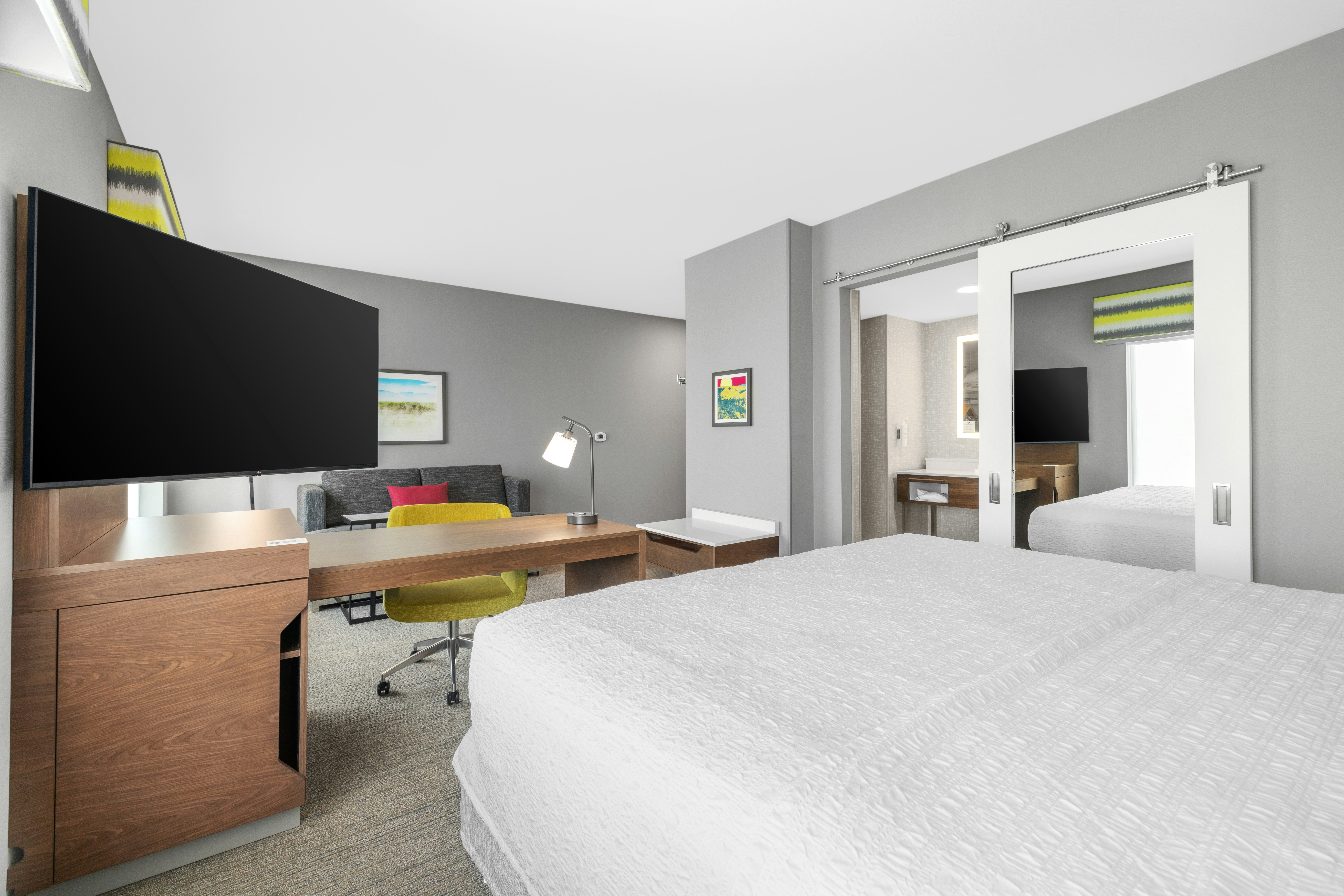 Hampton Inn & Suites by Hilton Bakersfield Central