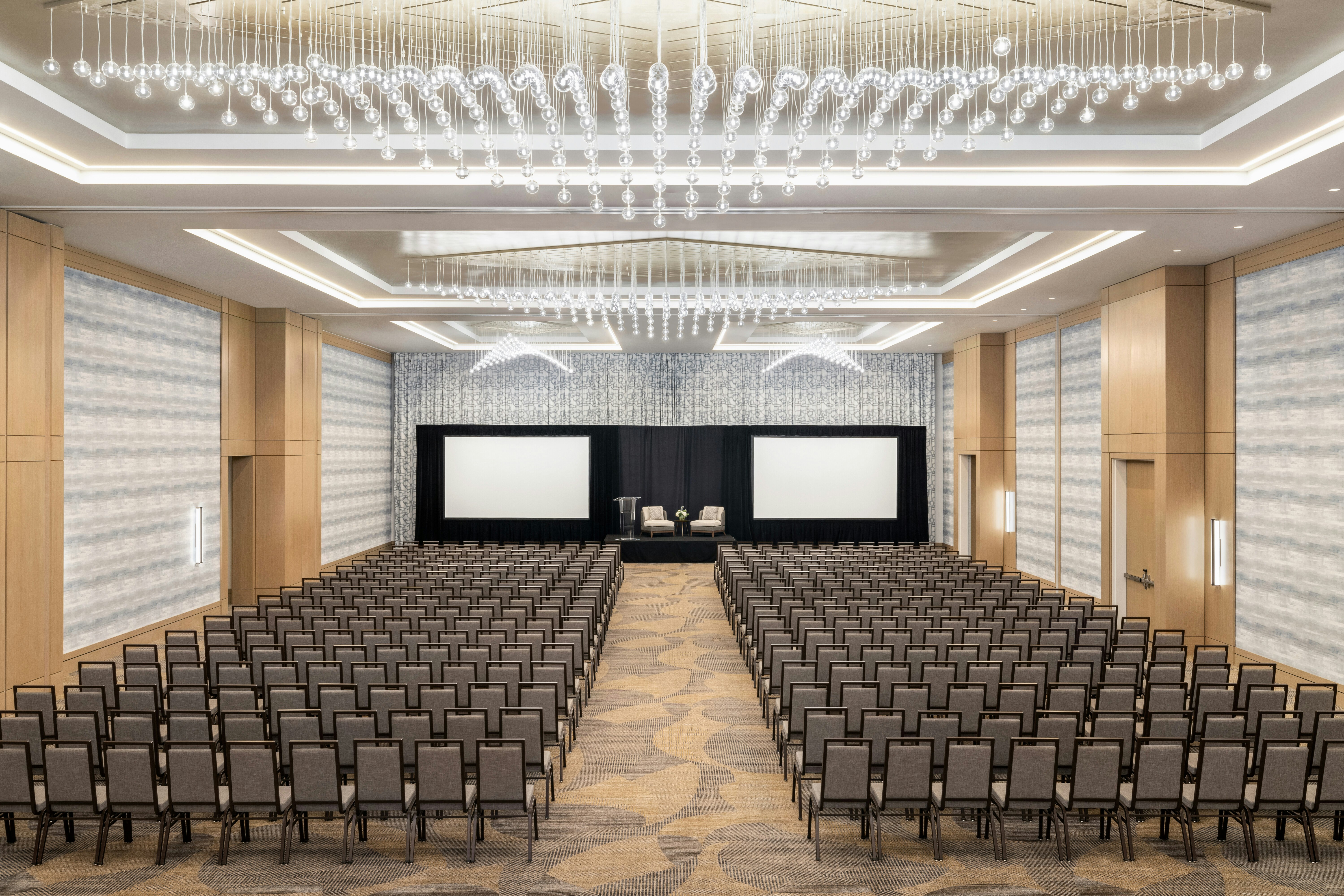 Hilton BNA Nashville Airport Terminal