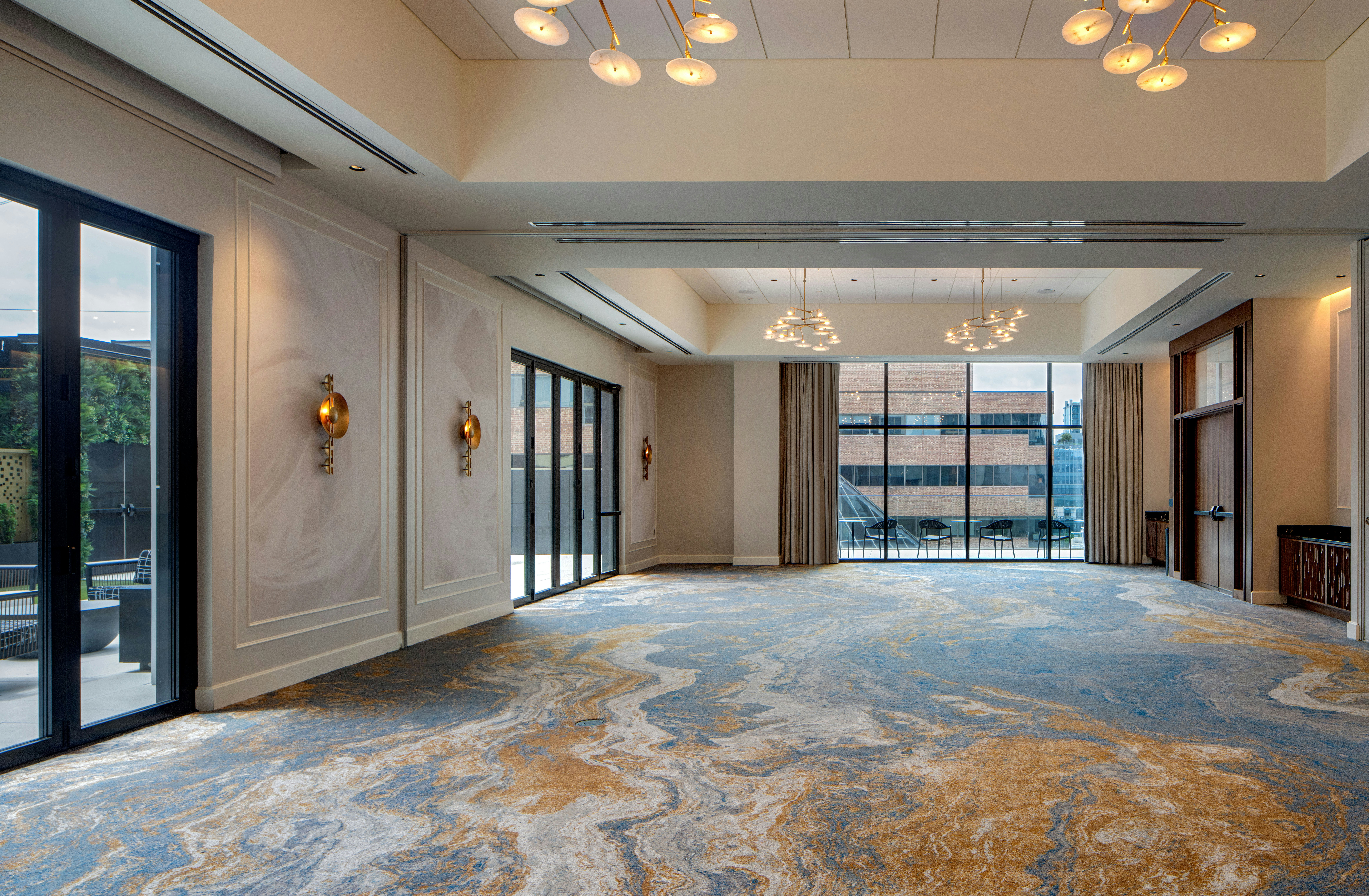 Tempo by Hilton Nashville Downtown