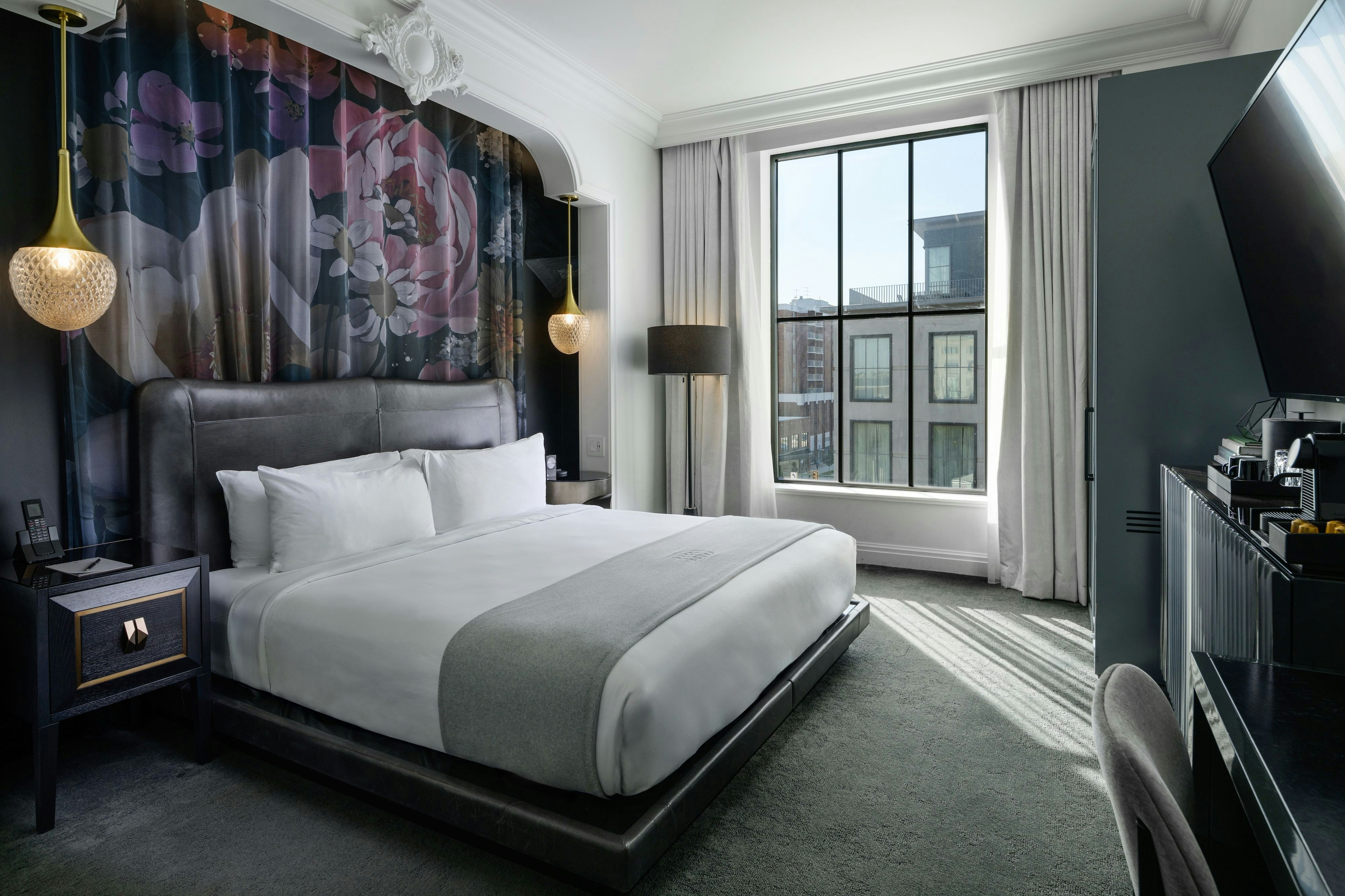 Daxton Hotel Birmingham, Curio Collection by Hilton