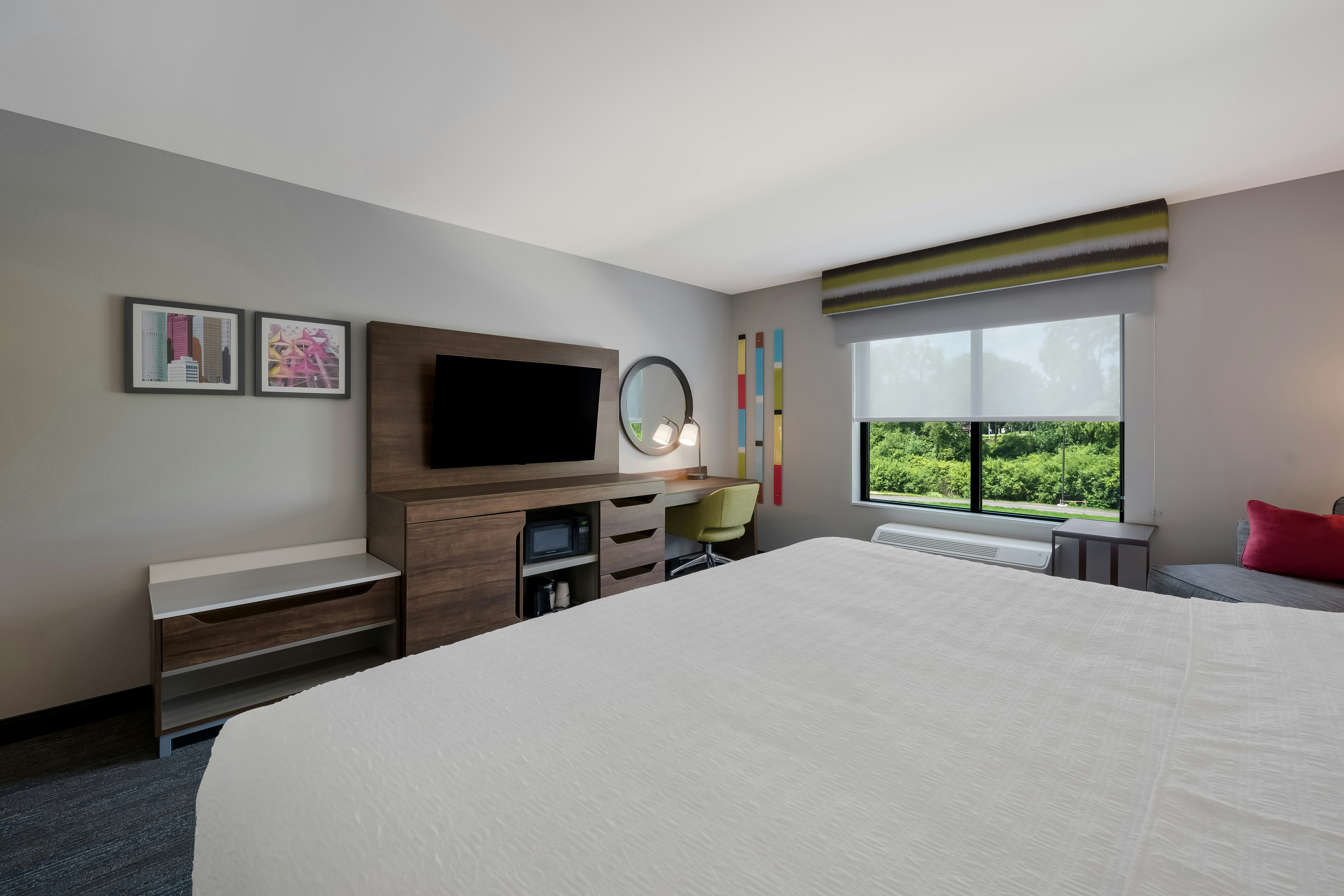 KING ROOM NON SMOKING