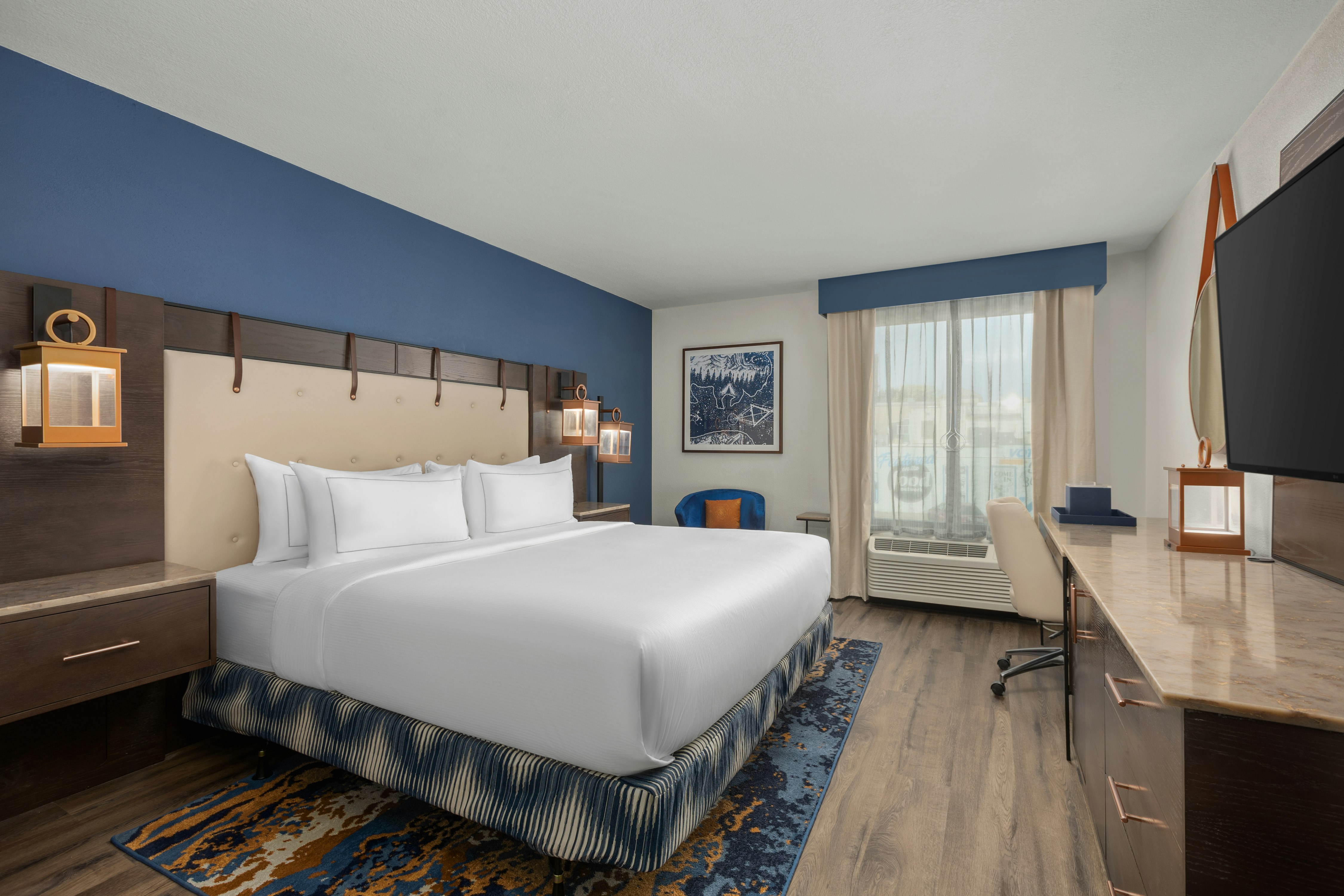 Hotel Westport Kansas City, Tapestry Collection by Hilton