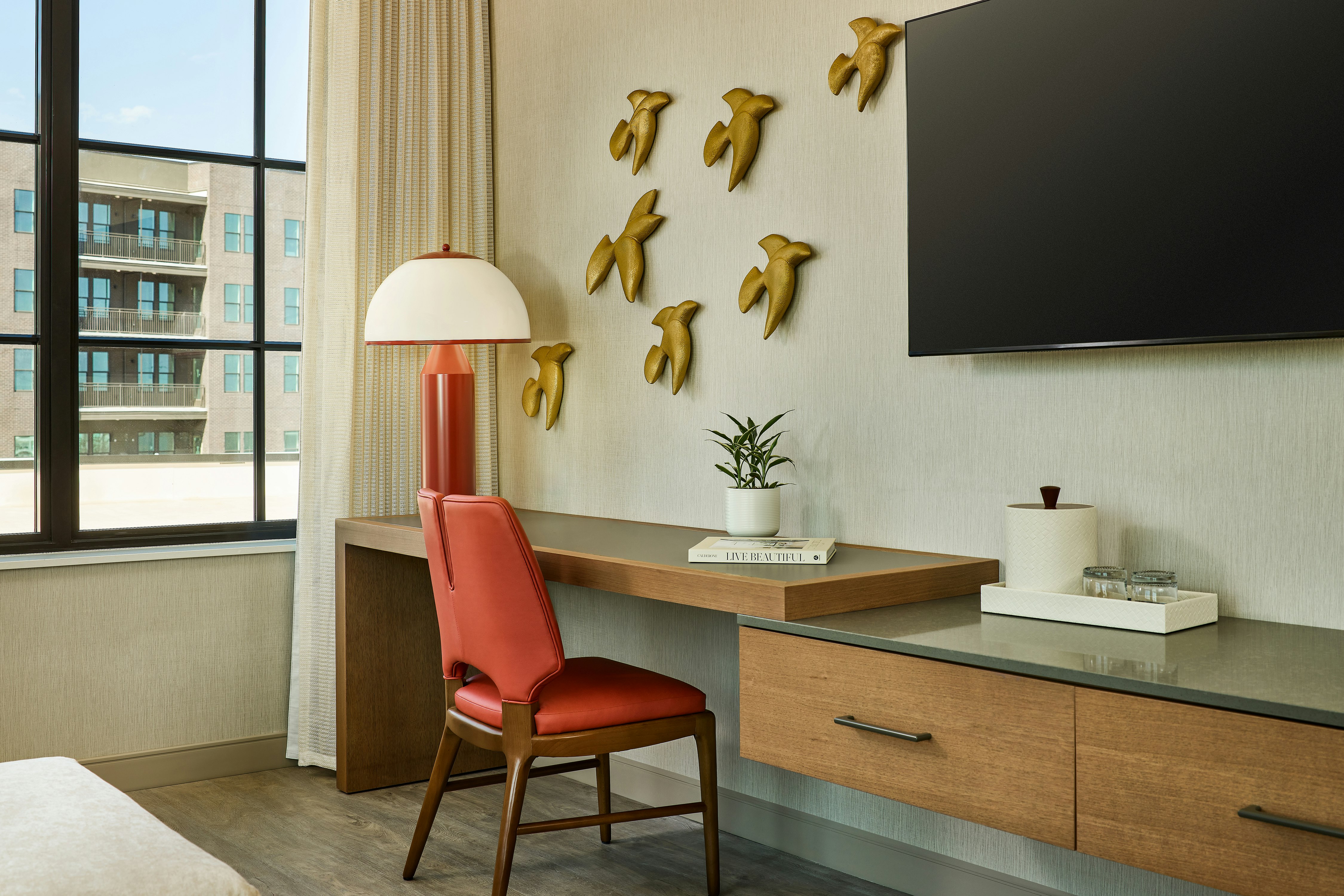1K 1BDRM MOB/HR ACCESS RIS