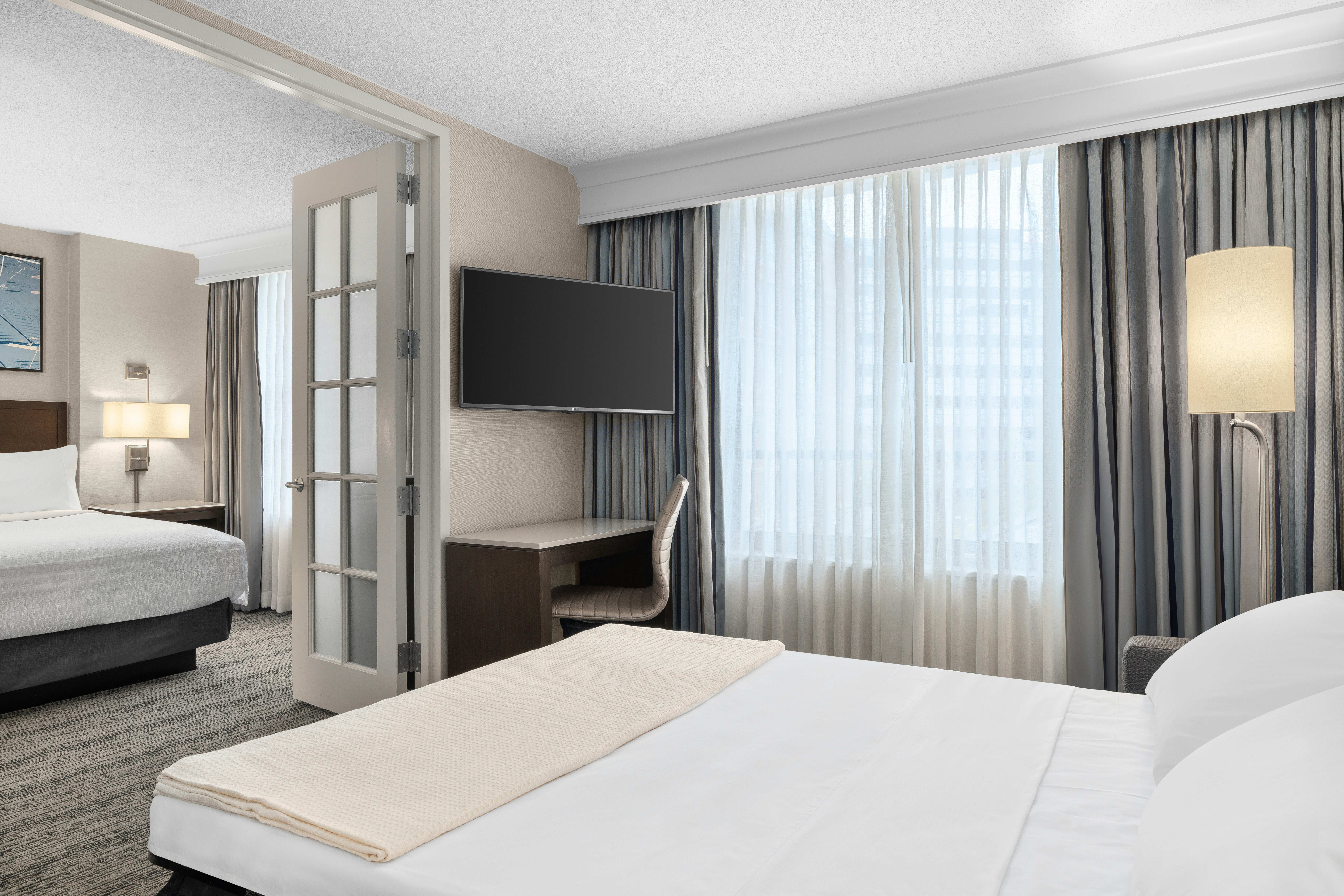 1 KING TWO ROOM SUITE