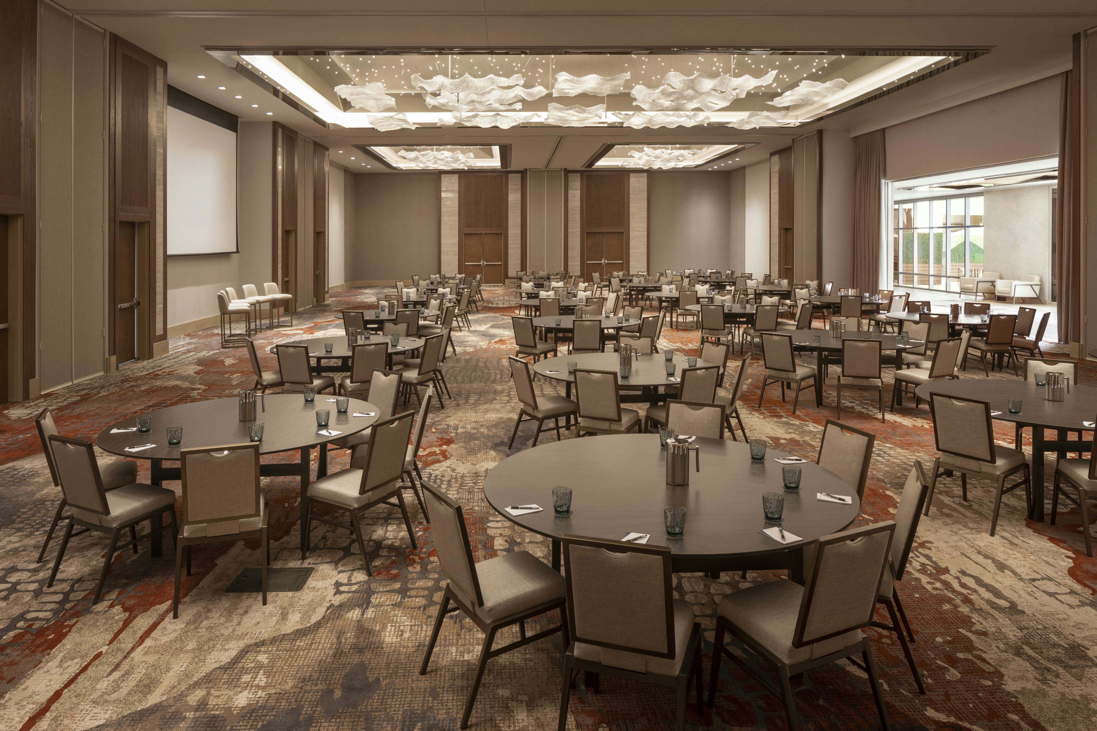 Caesars Republic Scottsdale, a Hilton Hotel