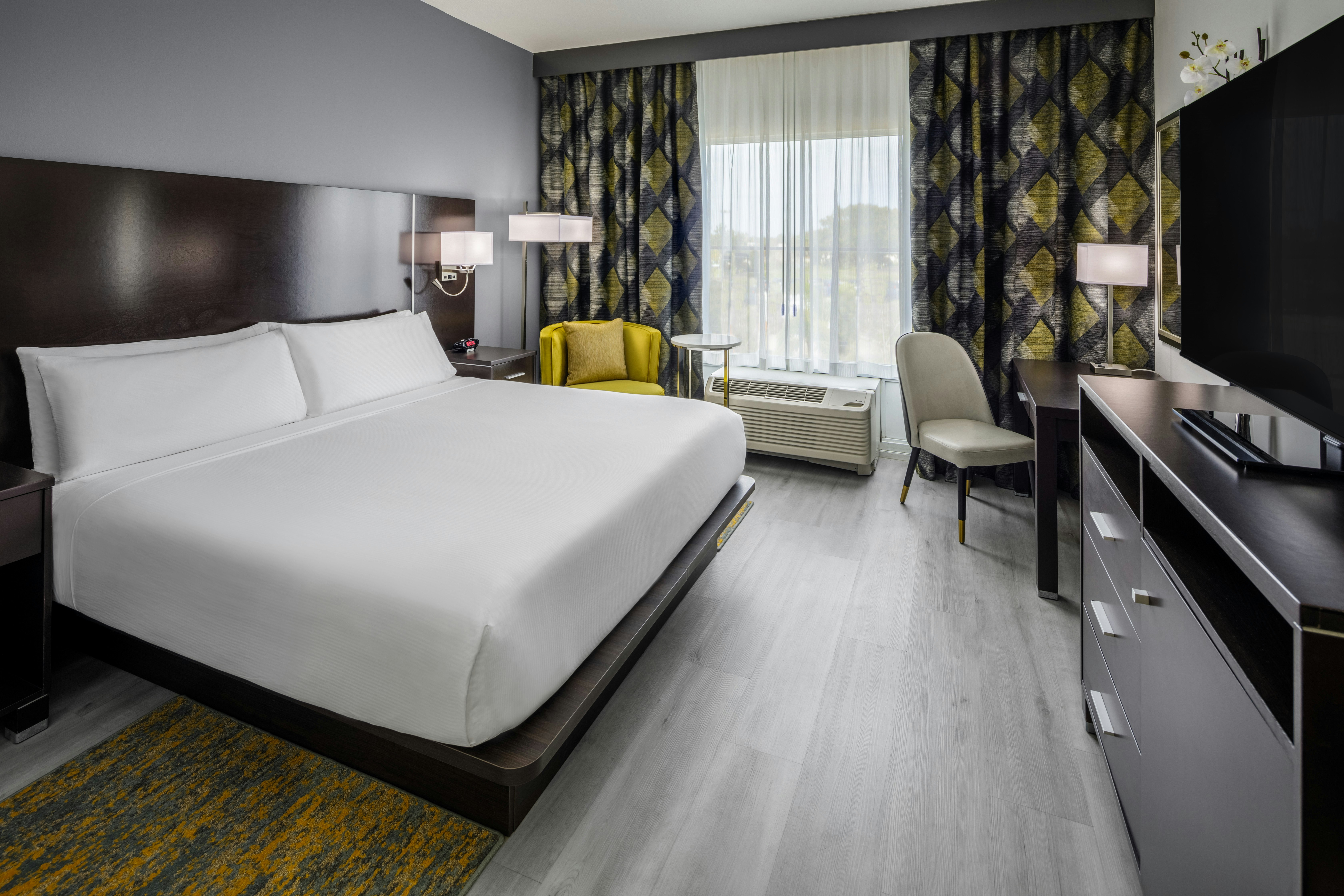 DoubleTree by Hilton Sarasota Bradenton Airport