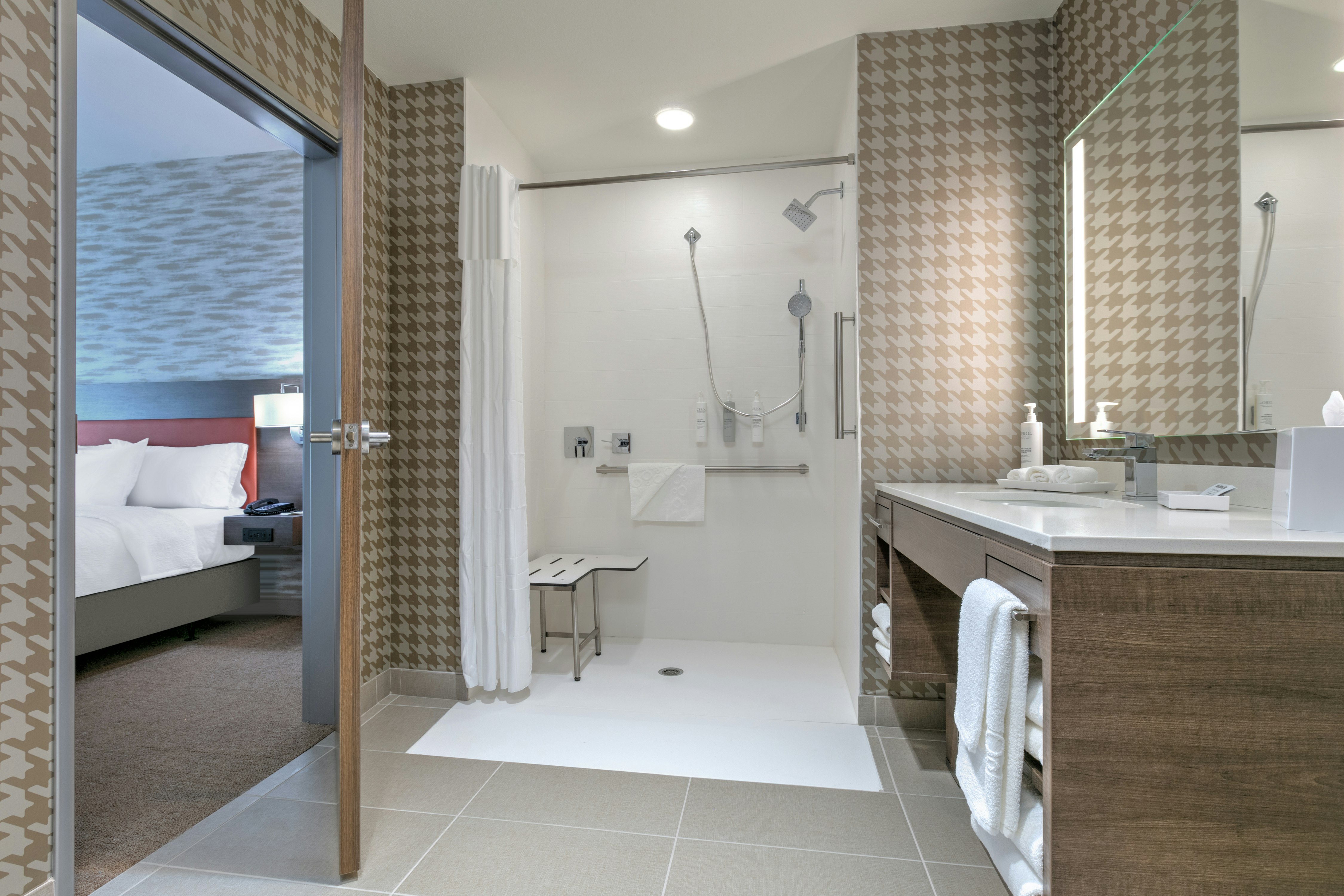 1KG ACC RI SHOWER SUITE