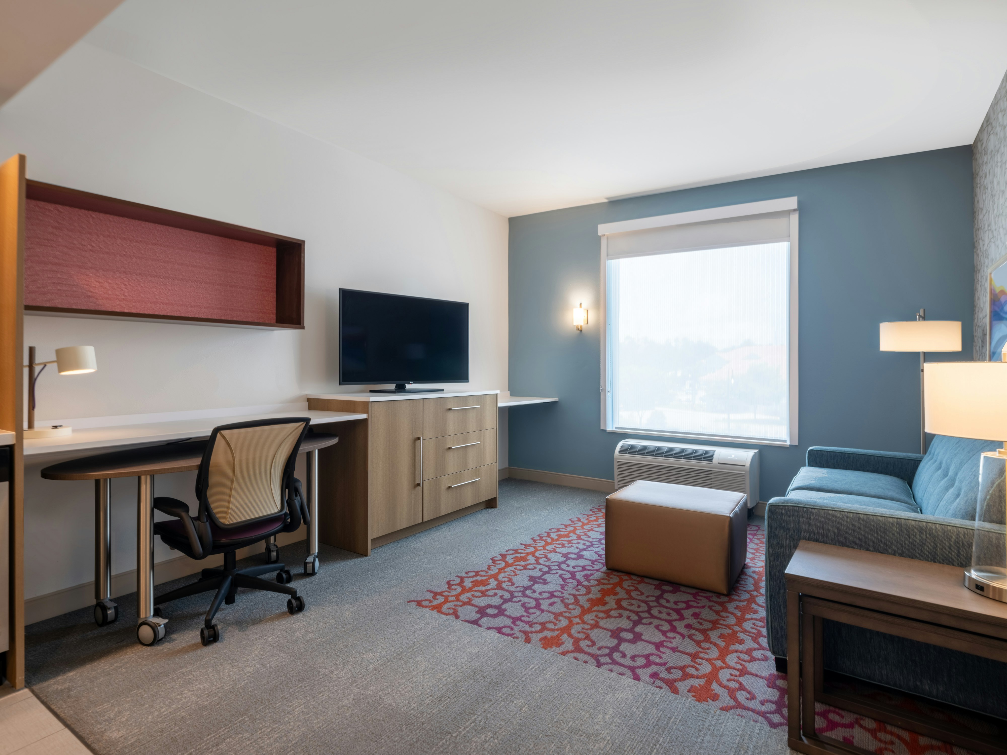 1 KING 1BEDROOM SUITE