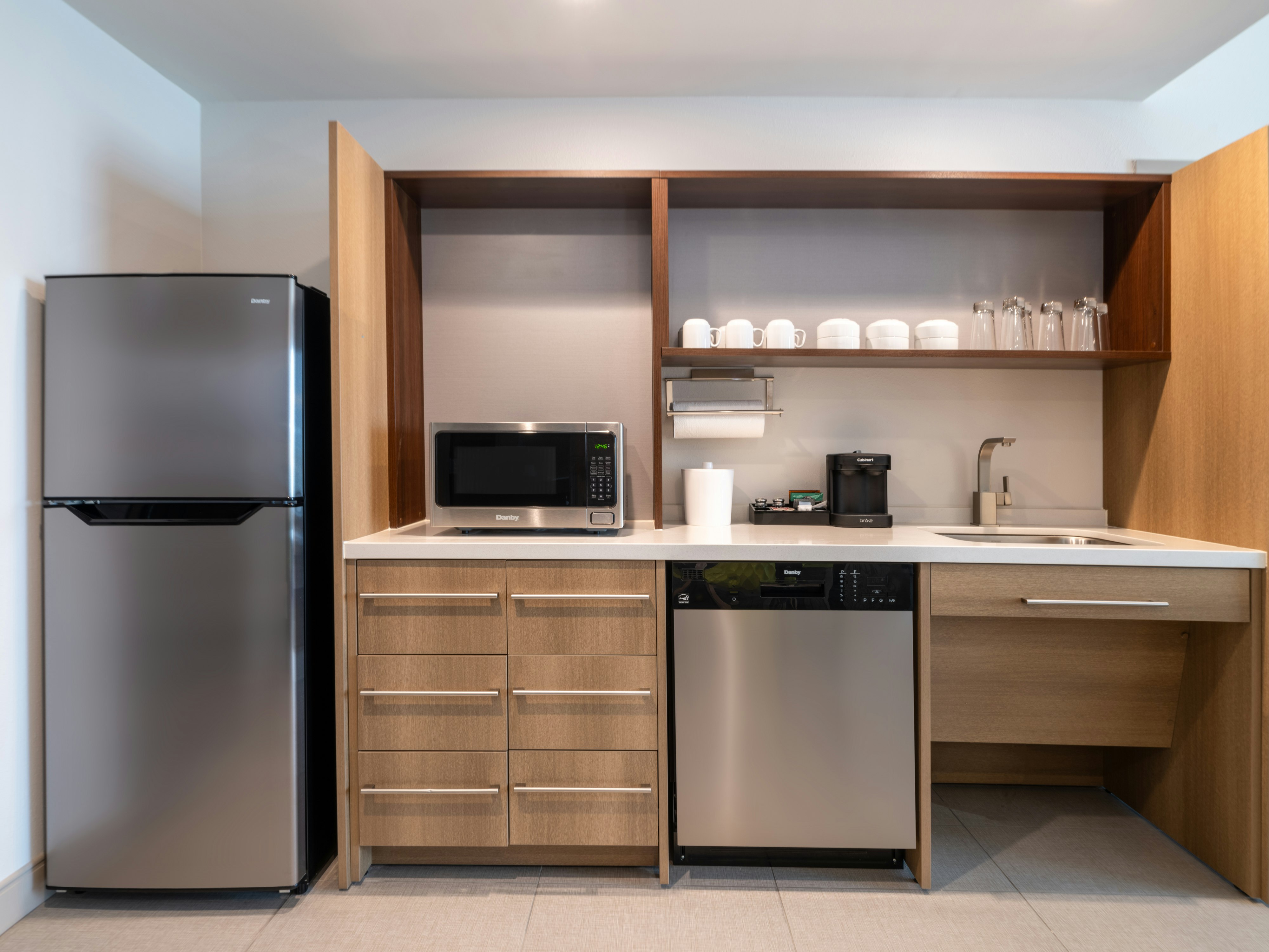1KG ACC TUB STUDIO SUITE