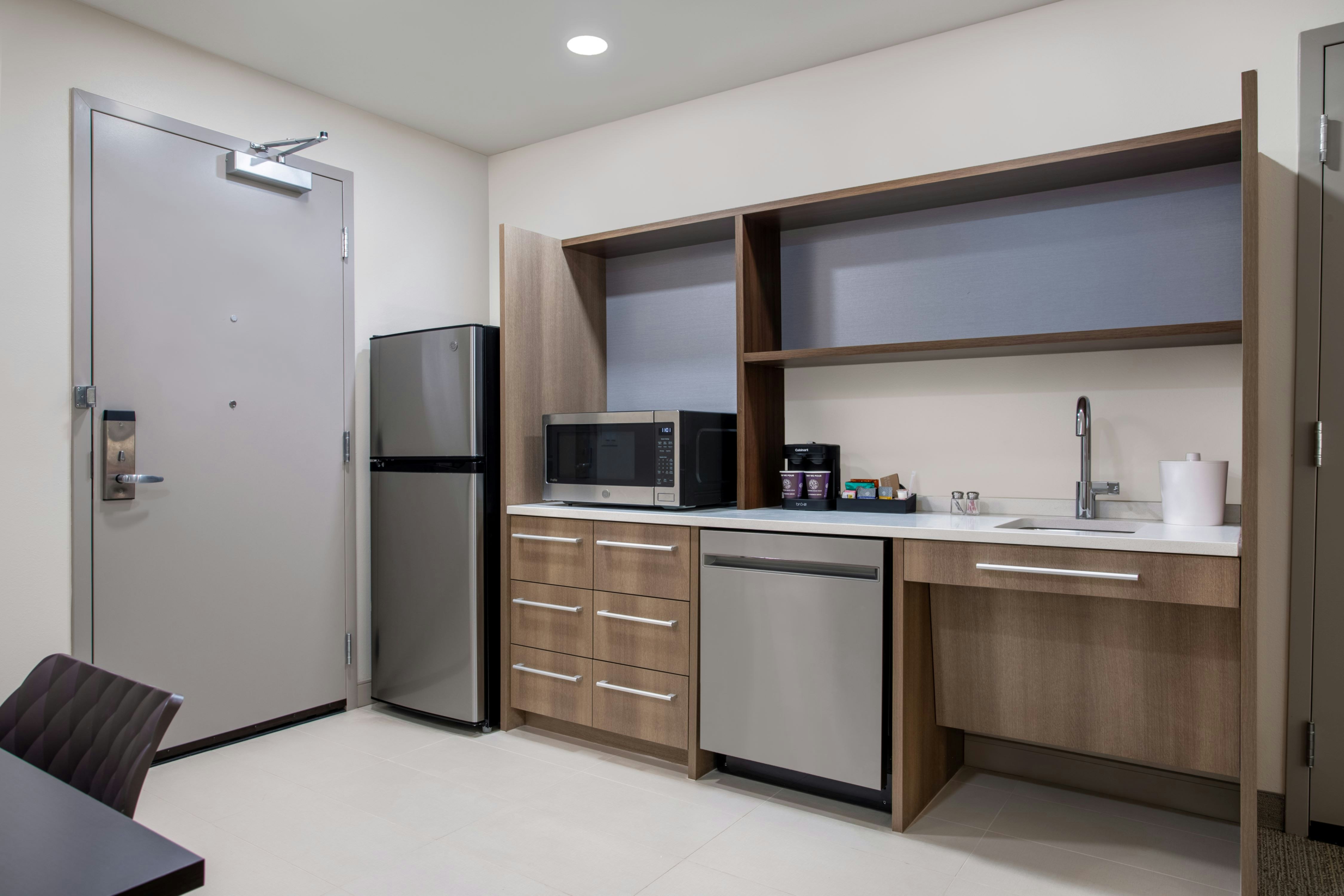 1 KING 1BEDROOM SUITE