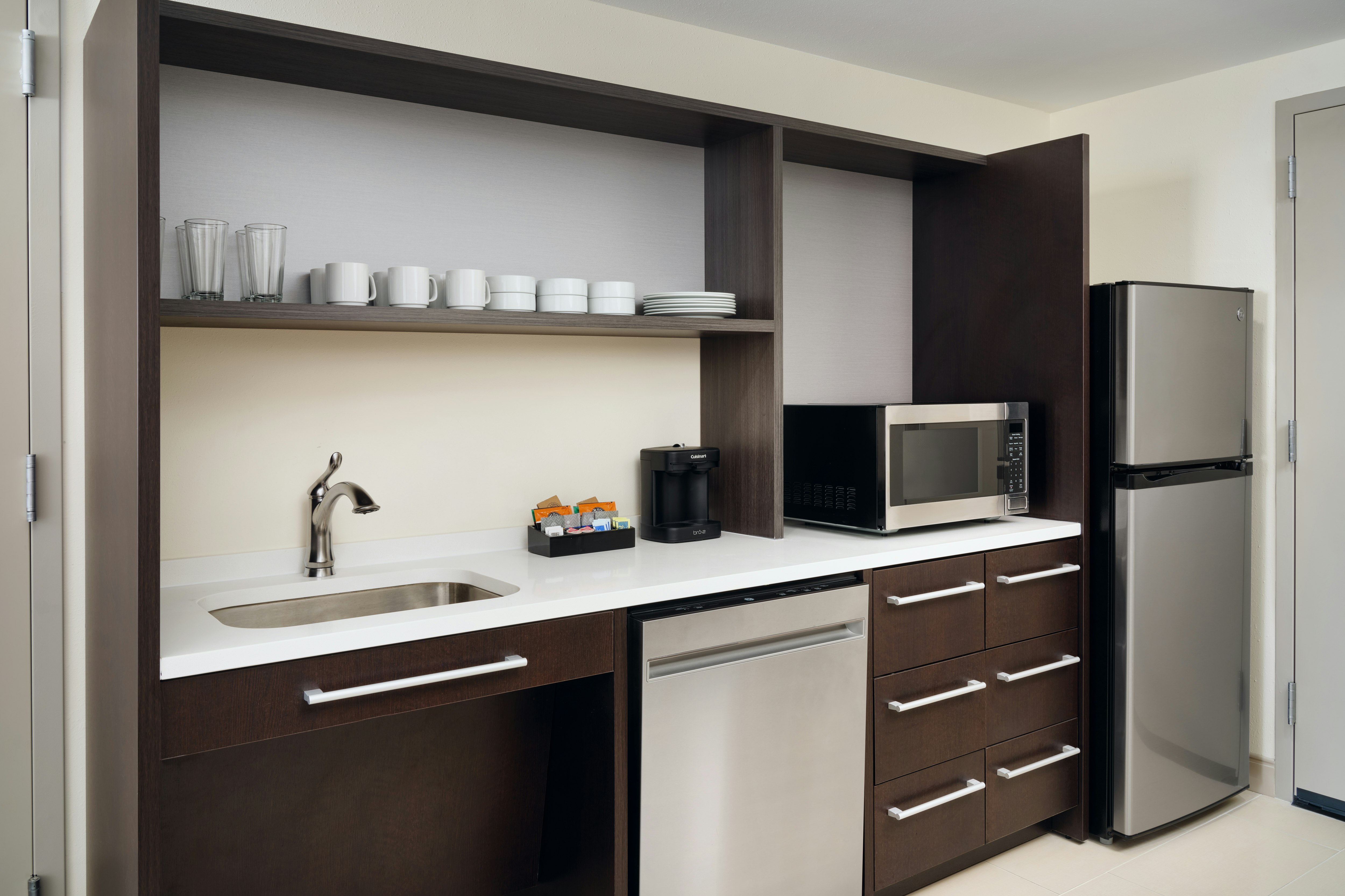 1KG ACC TUB STUDIO SUITE