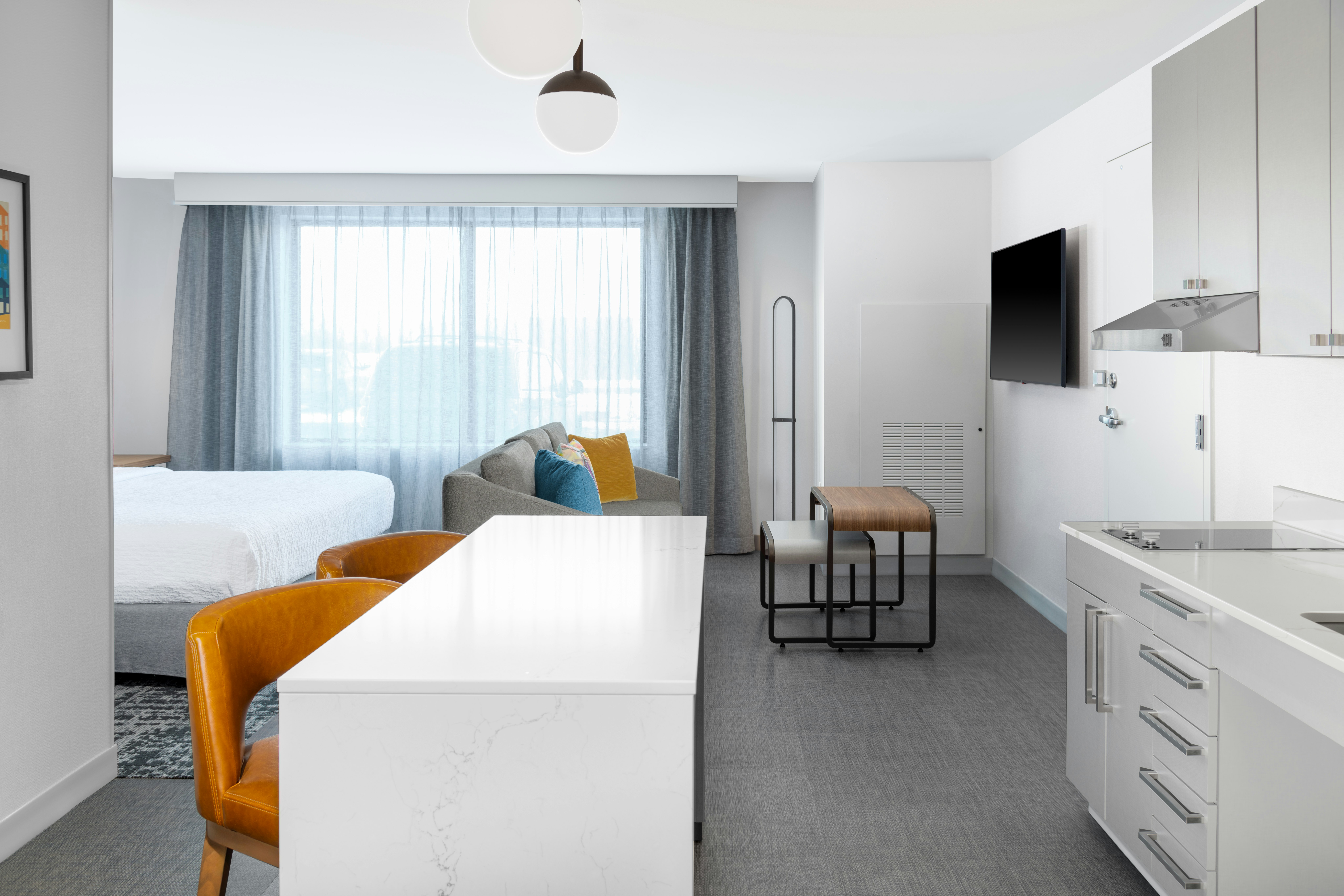 1KG ACC TUB STUDIO SUITE