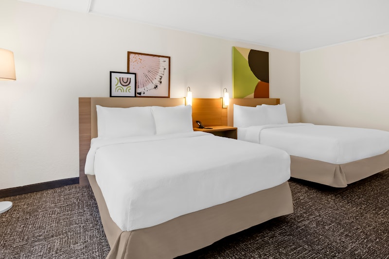Spark by Hilton Daleville Roanoke North