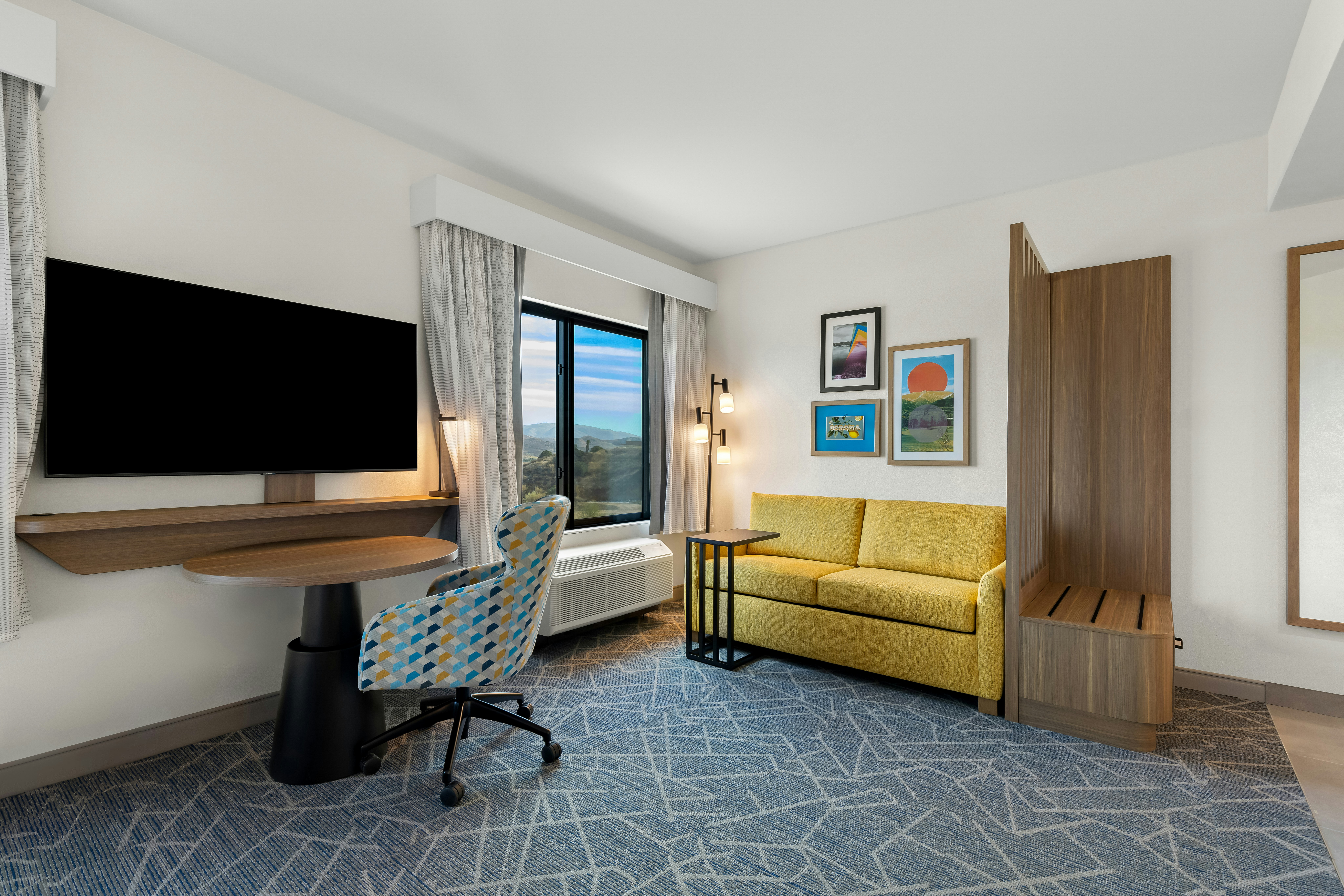 Hampton Inn & Suites by Hilton Corona