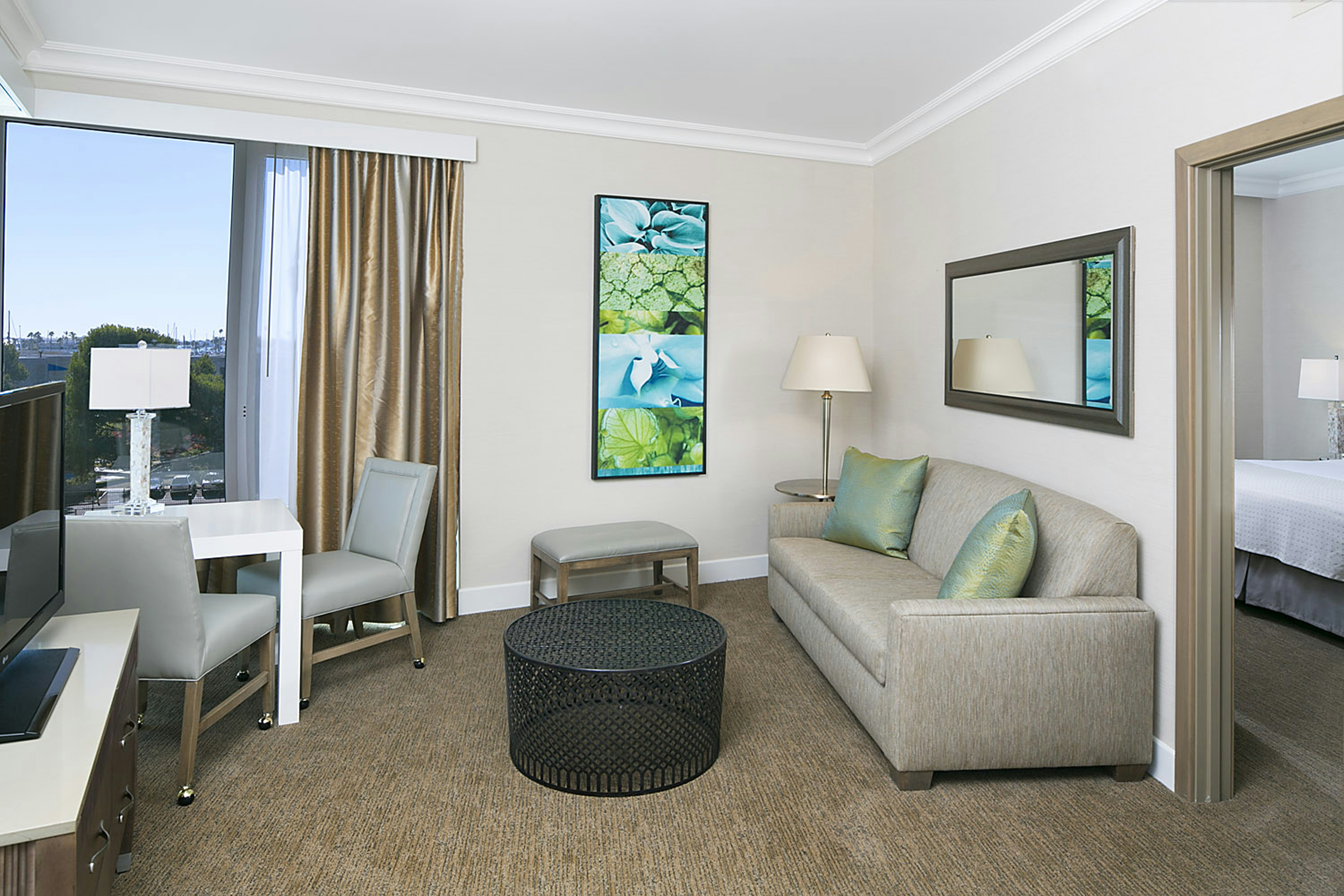 DoubleTree by Hilton San Diego Bayside