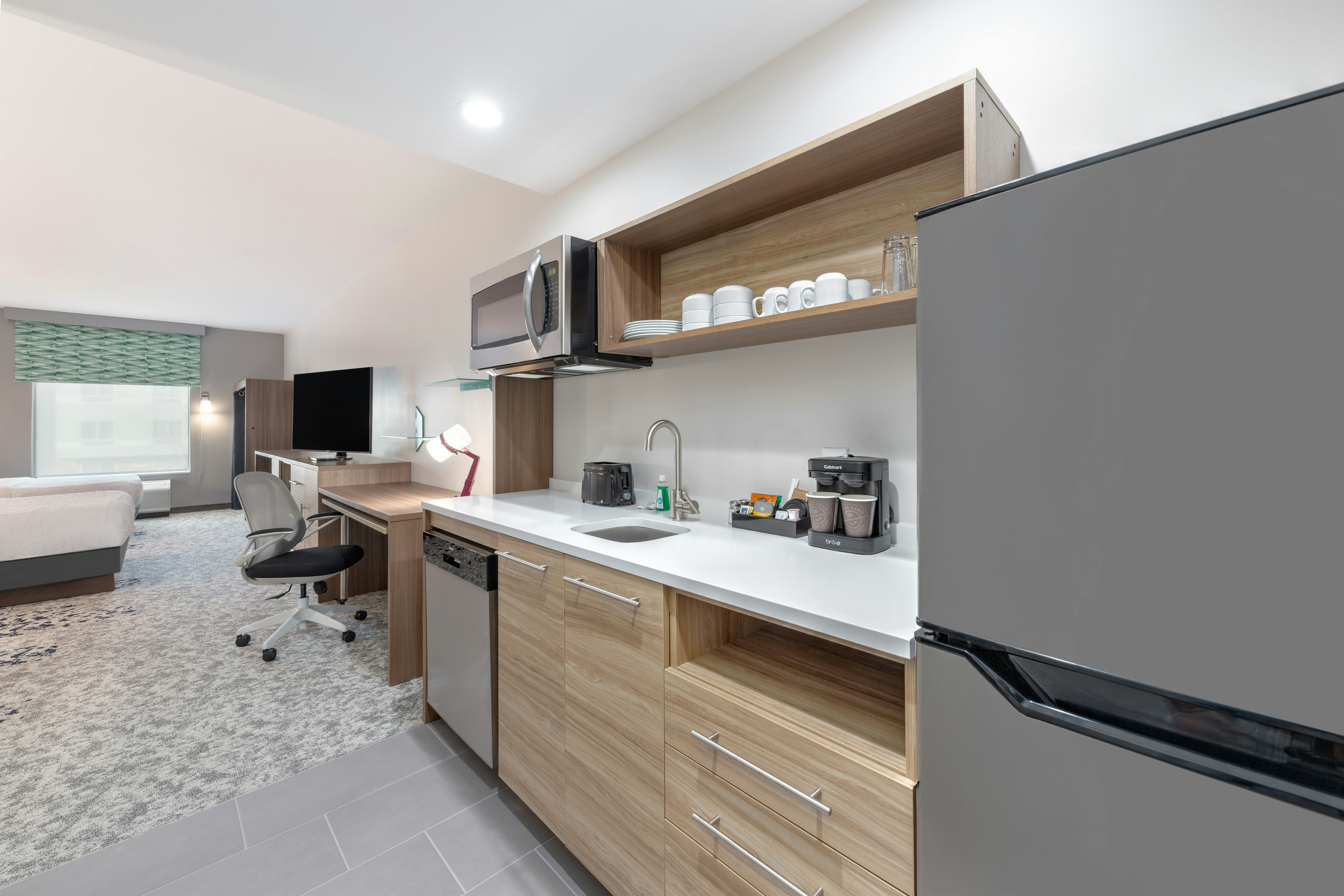 2 QUEEN BEDS STUDIO SUITE