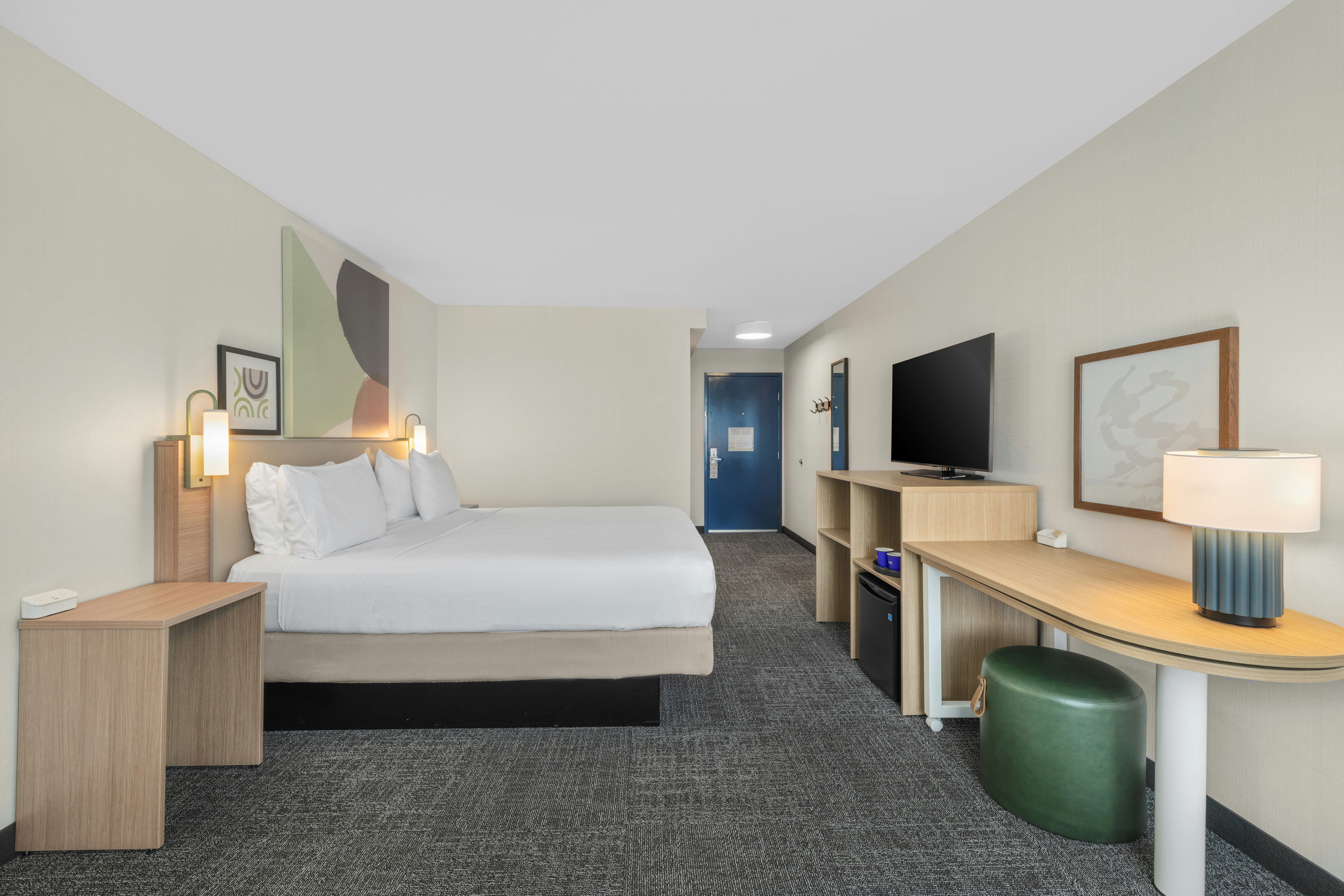 Spark by Hilton Bakersfield Central
