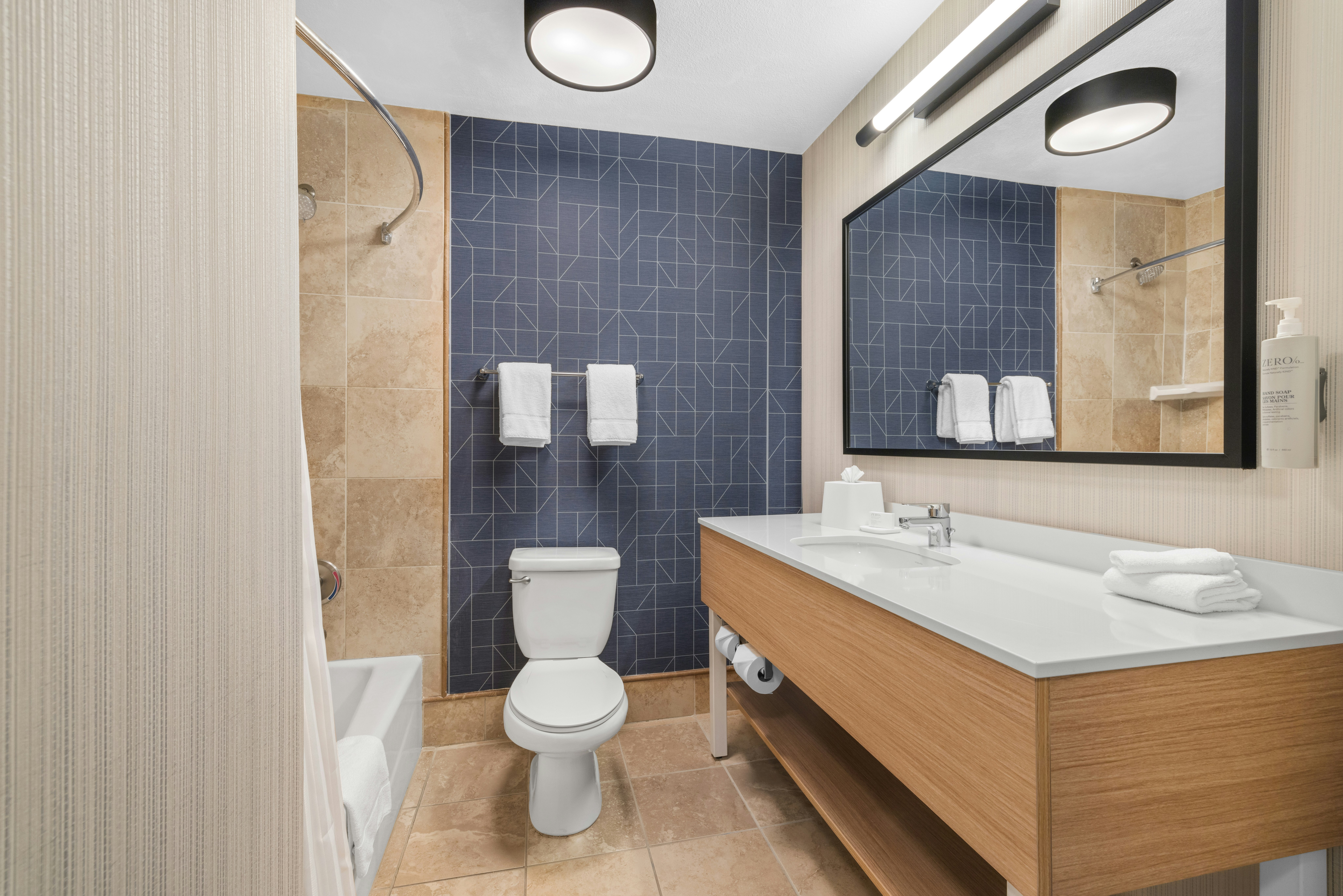 Spark by Hilton Bakersfield Central